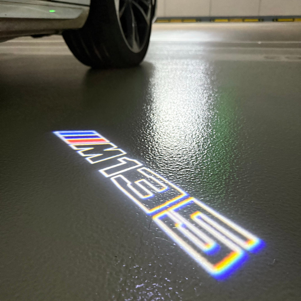 BMW  1 SERIES  M135   LOGO PROJECTOT LIGHTS (quantity 1 = 1 sets/2 door lights)Nr.bmw00126