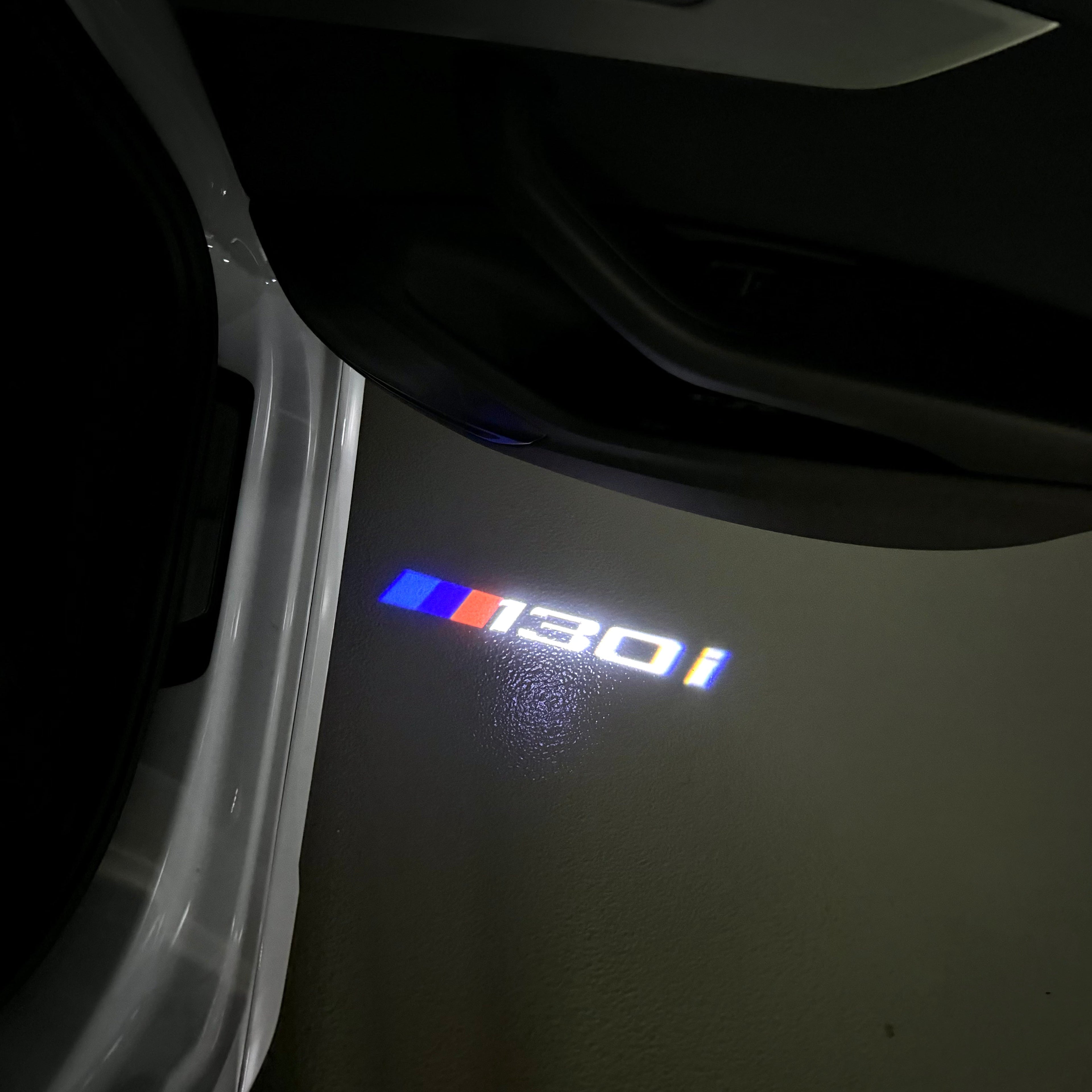 BMW  1 SERIES 130  LOGO PROJECTOT LIGHTS (quantity 1 = 1 sets/2 door lights)Nr.bmw00218
