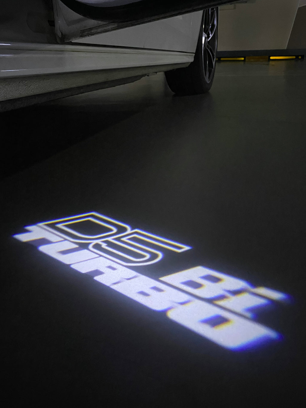 ALPINA D 5 BiTurbo LOGO LOGO PROJECTOT LIGHTS  (quantity 1 = 1 sets/2 door lights)Nr.099B054