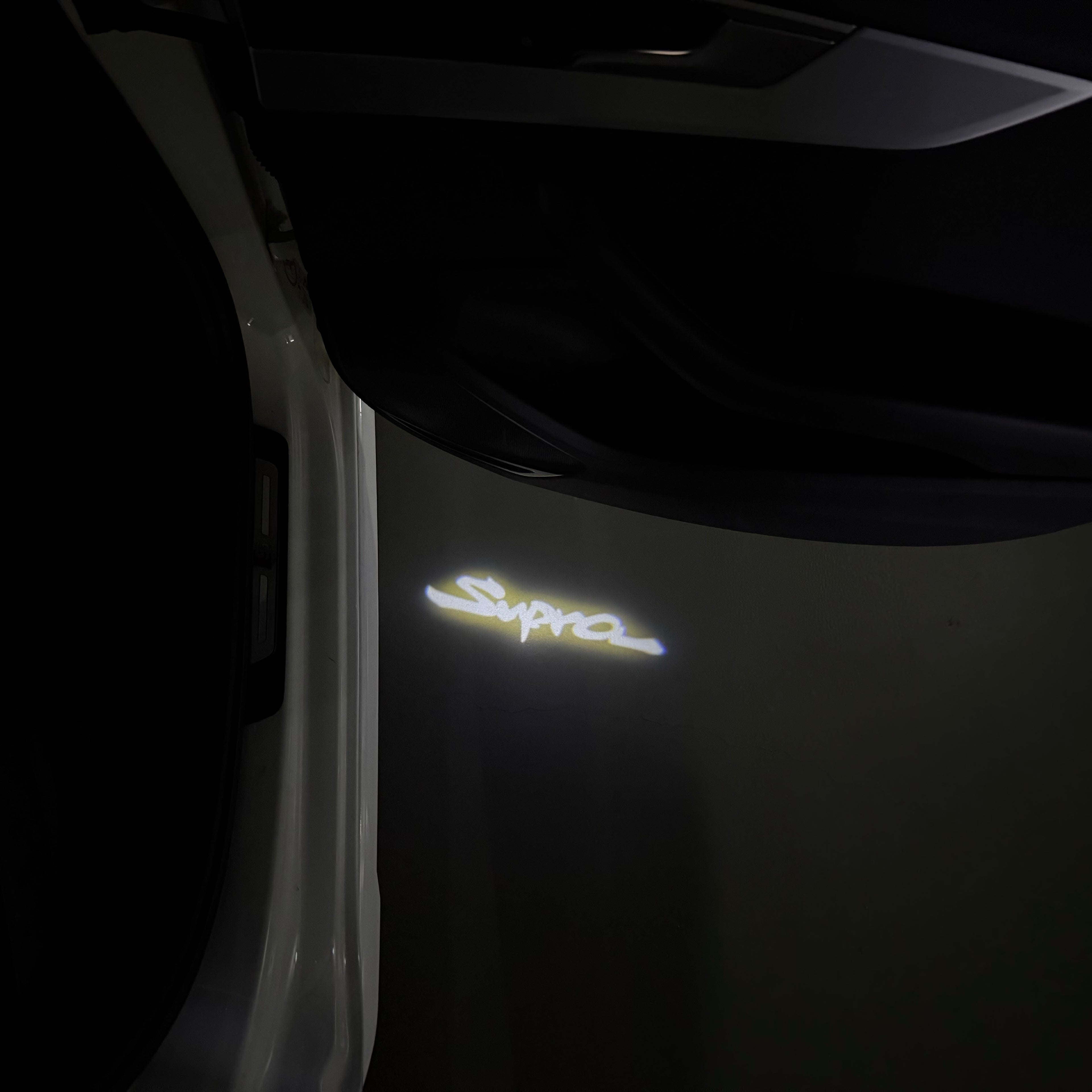 Toyota  SUPRA LOGO PROJECROTR LIGHTS Nr.02 (quantity 1 = 1 sets/2 door lights)T70