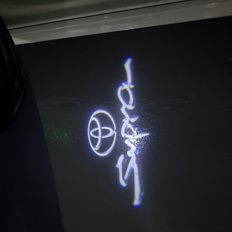 Toyota LOGO PROJECROTR LIGHTS Nr.02 (Menge 1 = 1 Satz/2 Türleuchten) 