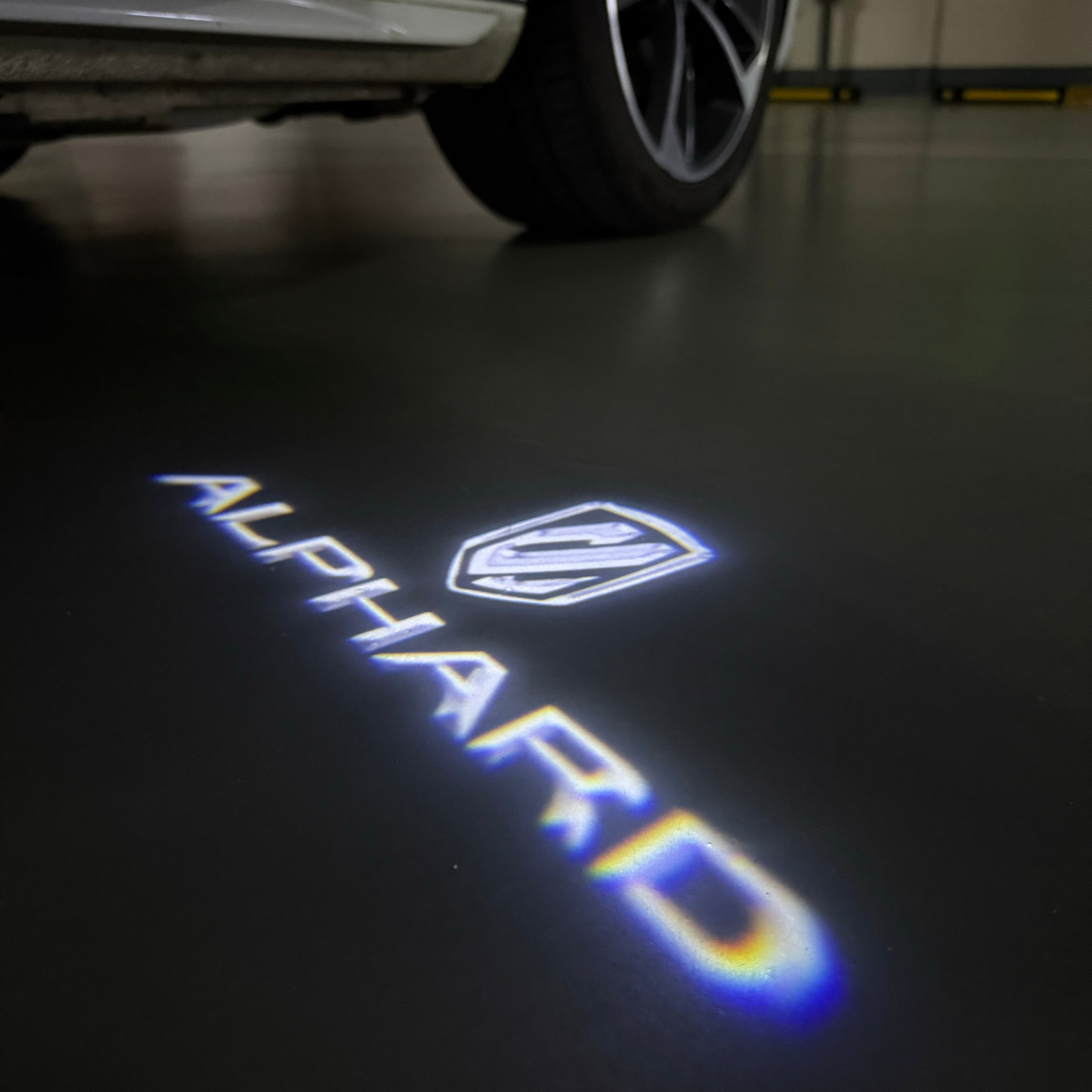 Toyota ALPHARD LOGO PROJECROTR LIGHTS Nr.02 (quantity 1 = 1 sets/2
