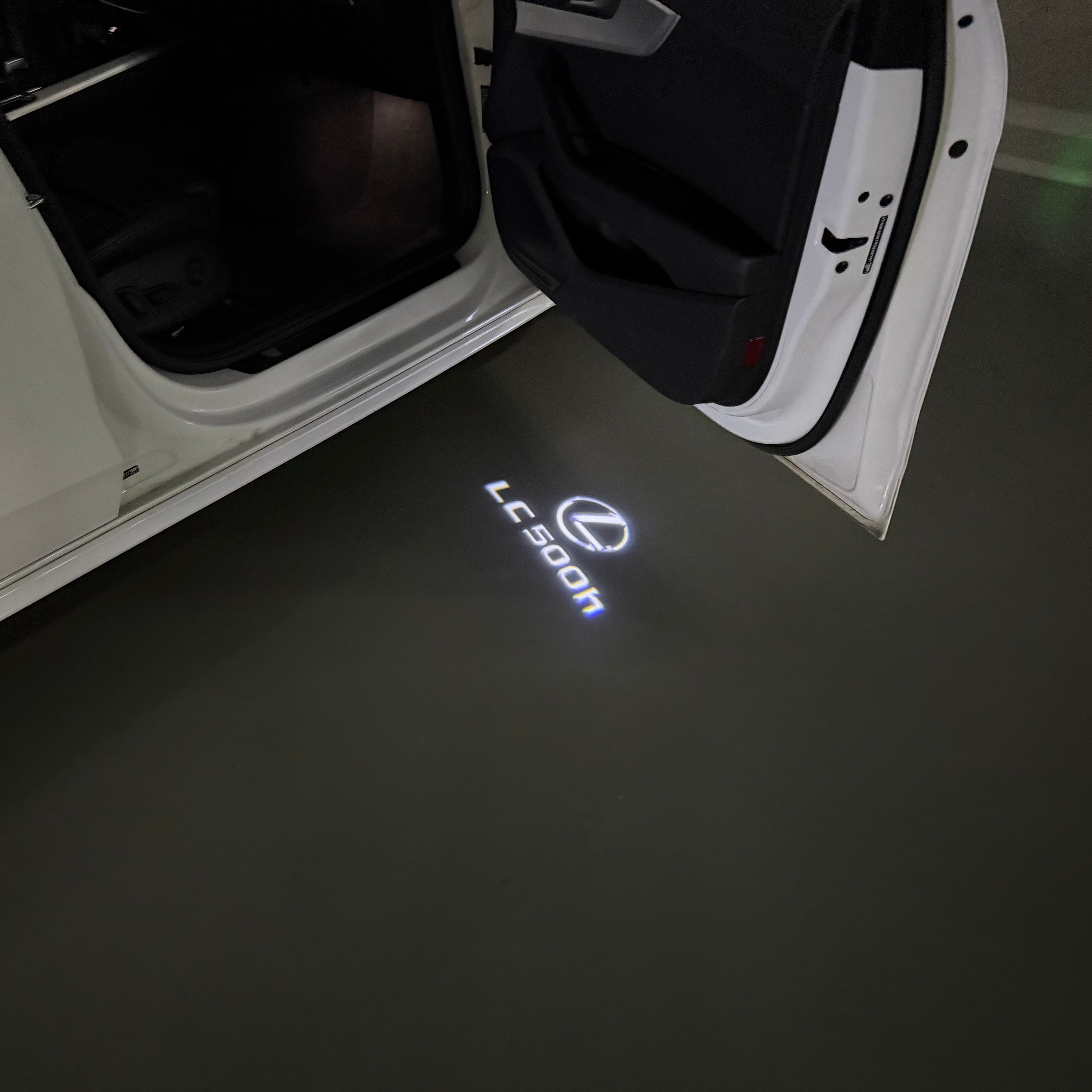 LEXUS LC 500h  LOGO PROJECROTR LIGHTS (quantity 1 = 1 sets/2 door lights) Nr.220V60