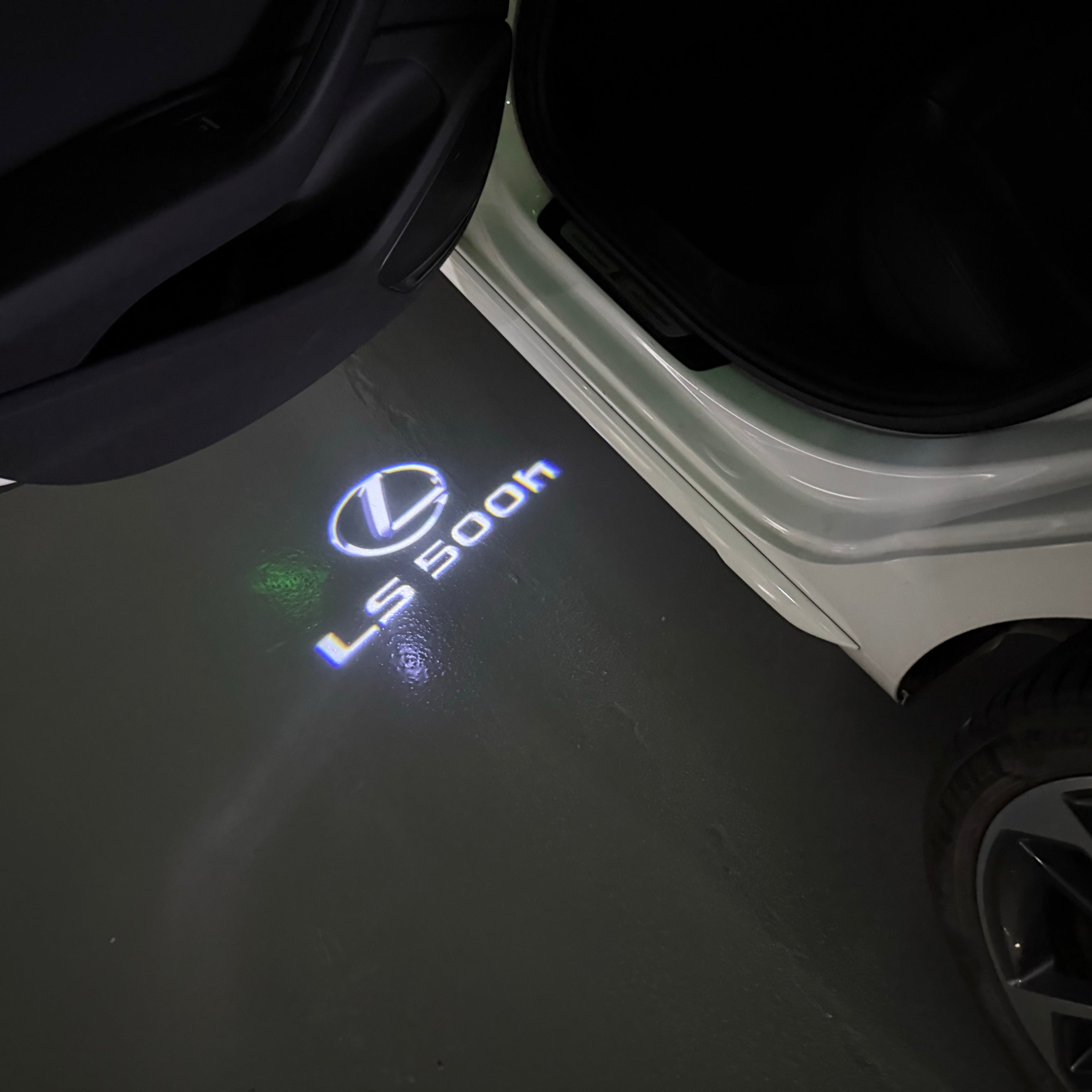 LEXUS LS 500h LOGO PROJECROTR LIGHTS (quantity 1 = 1 sets/2 door lights) Nr.220V02