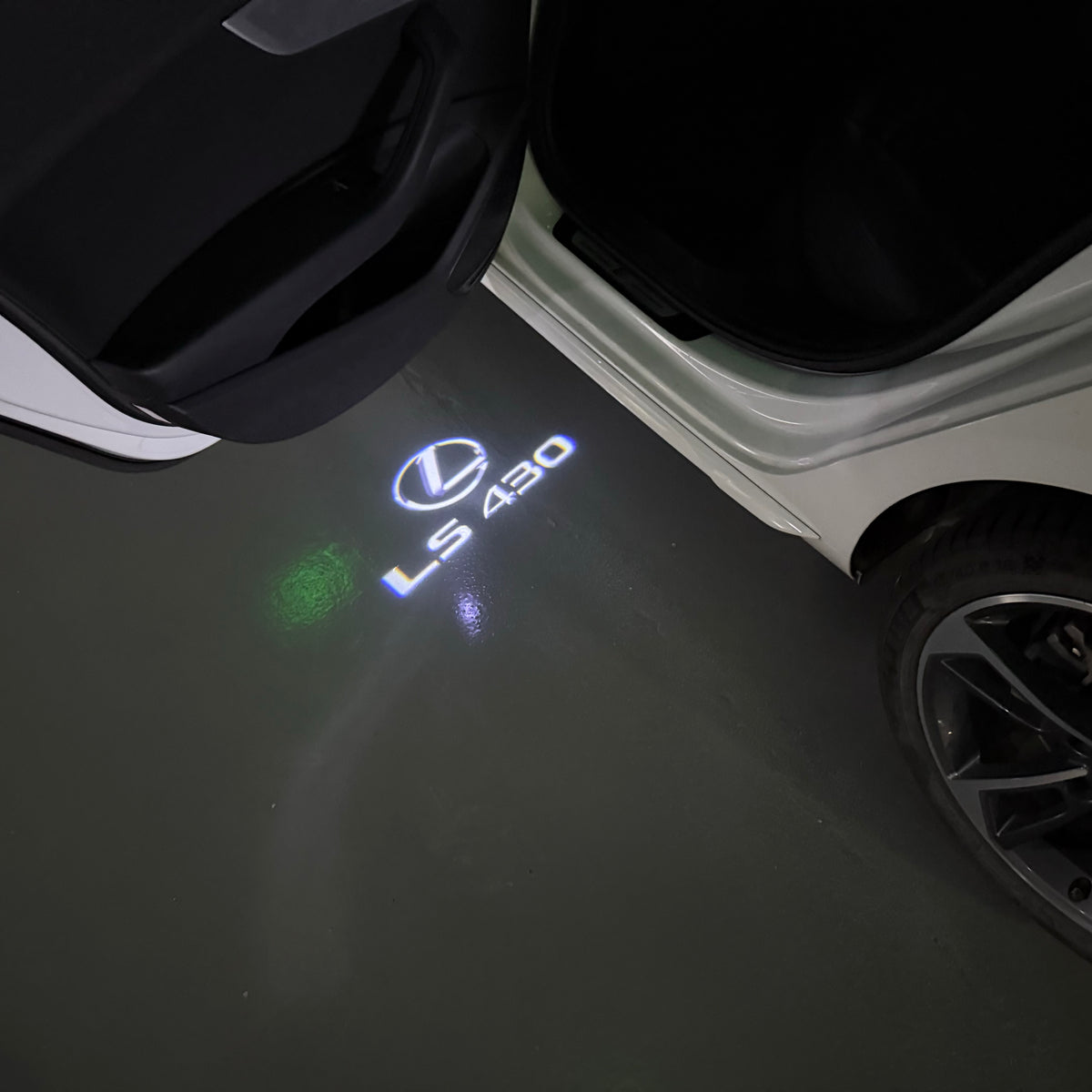 Lexuz Light LEXUS LS 430 LOGO PROJECROTR LIGHTS (quantity 1 = 1 sets/2 door lights ...