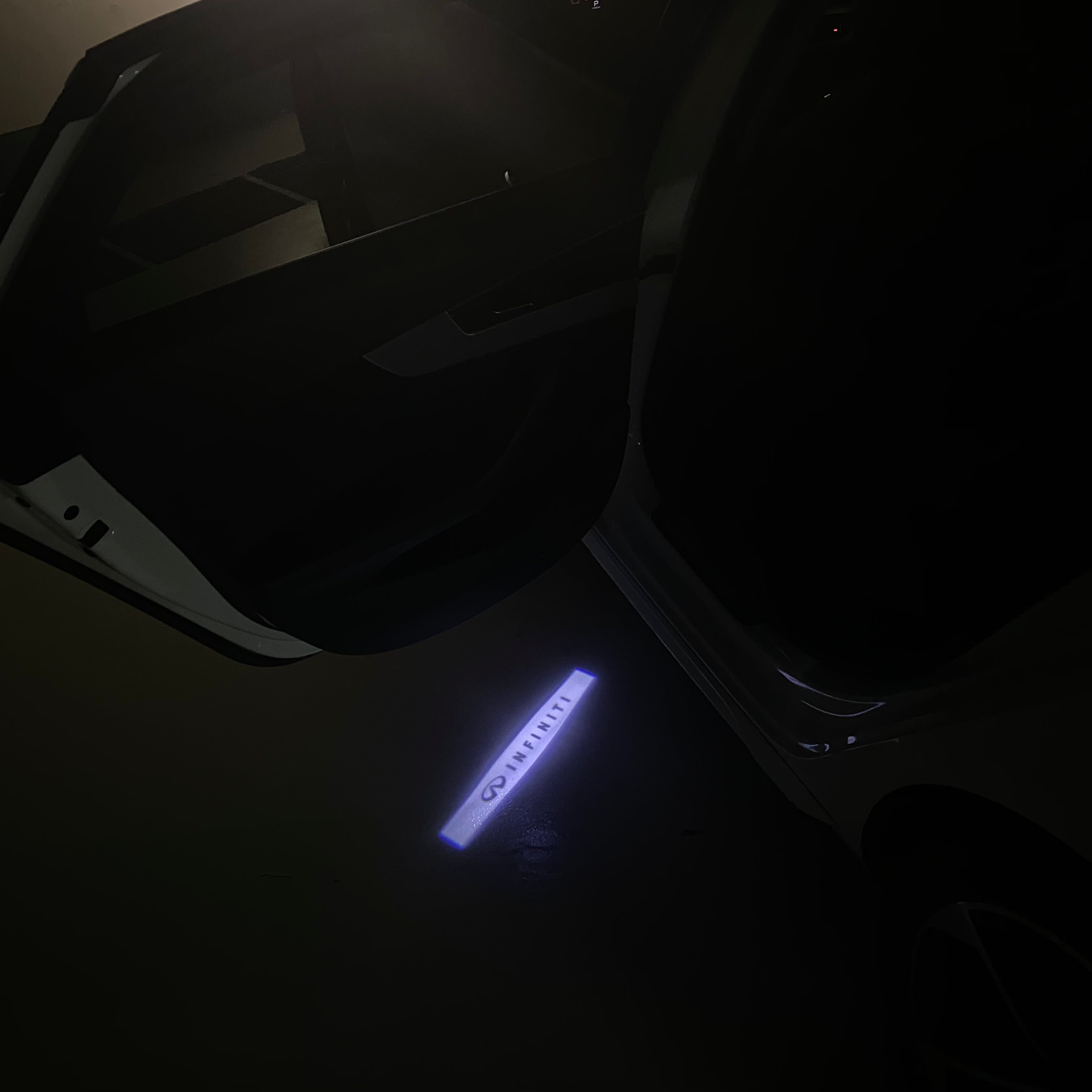 INFINITI Original LOGO PROJECROTR LIGHTS Nr.17 (quantity 1 = 1 sets/2 door lights)