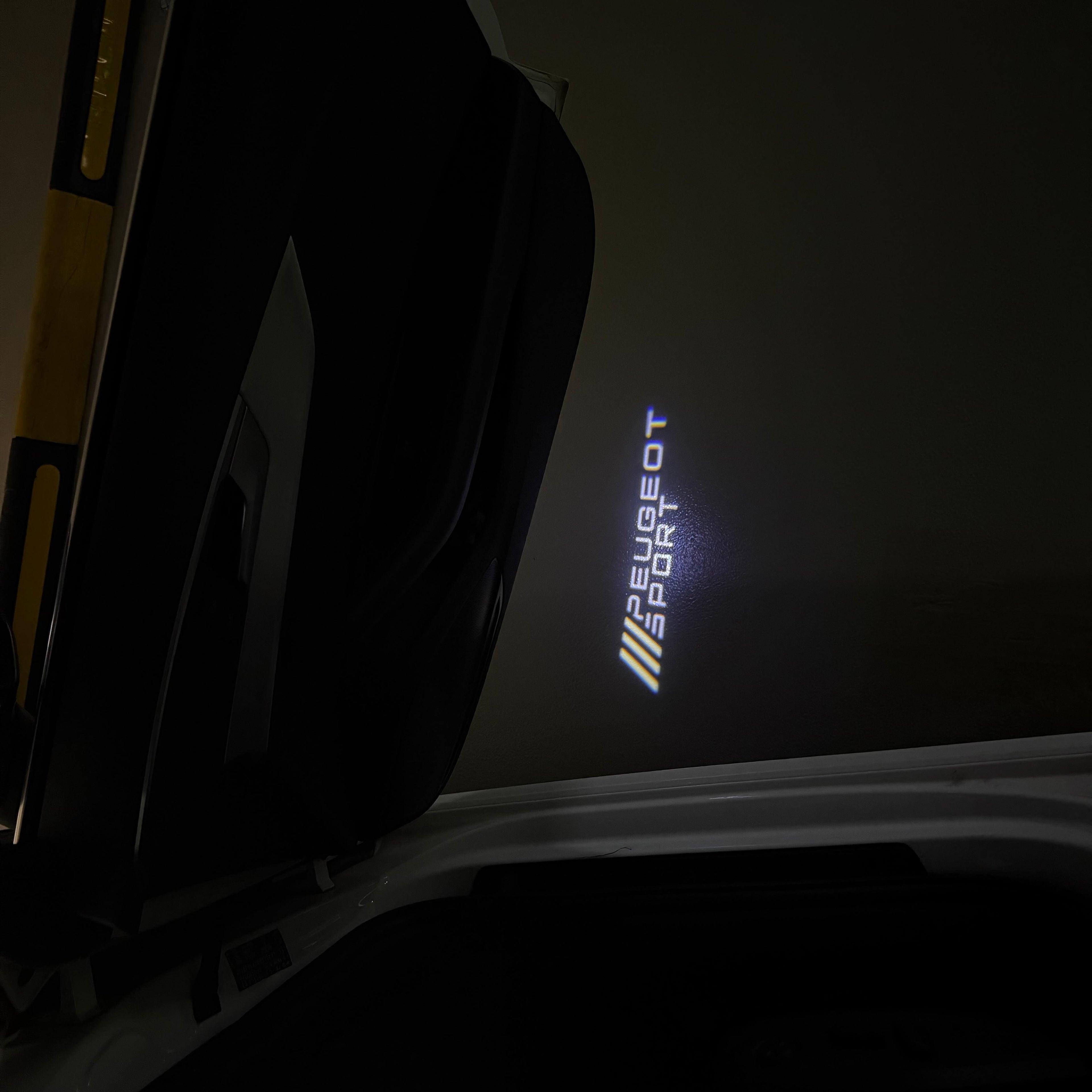 PEUGEOT SPORT LOGO PROJECTOT LIGHTS    (quantity 1 = 2 Logo Films /2 door lights）Nr.30HH21