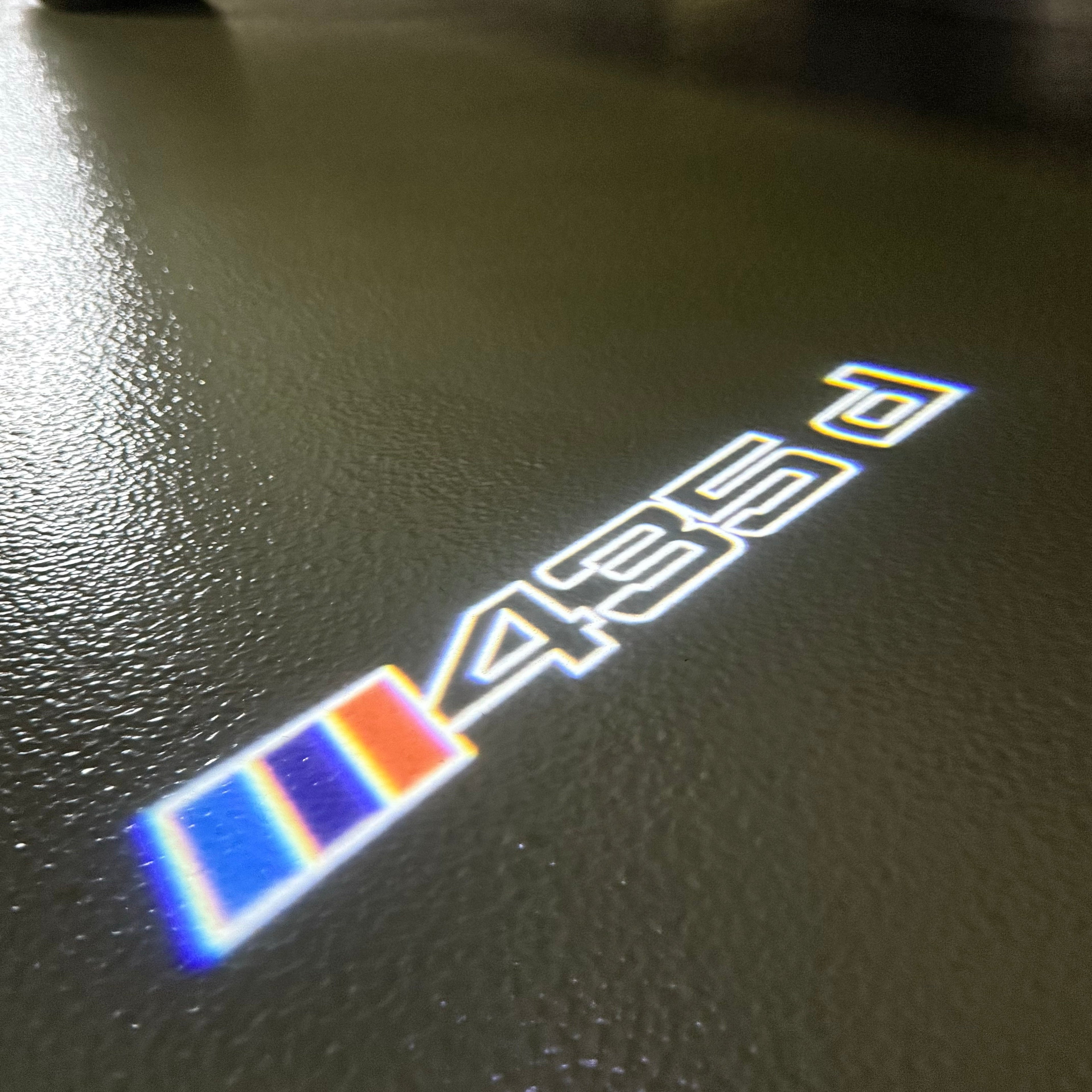 BMW  4  SERIES 435 d LOGO PROJECTOT LIGHTS (quantity 1 = 1 sets/2 door lights)Nr.bmw00187