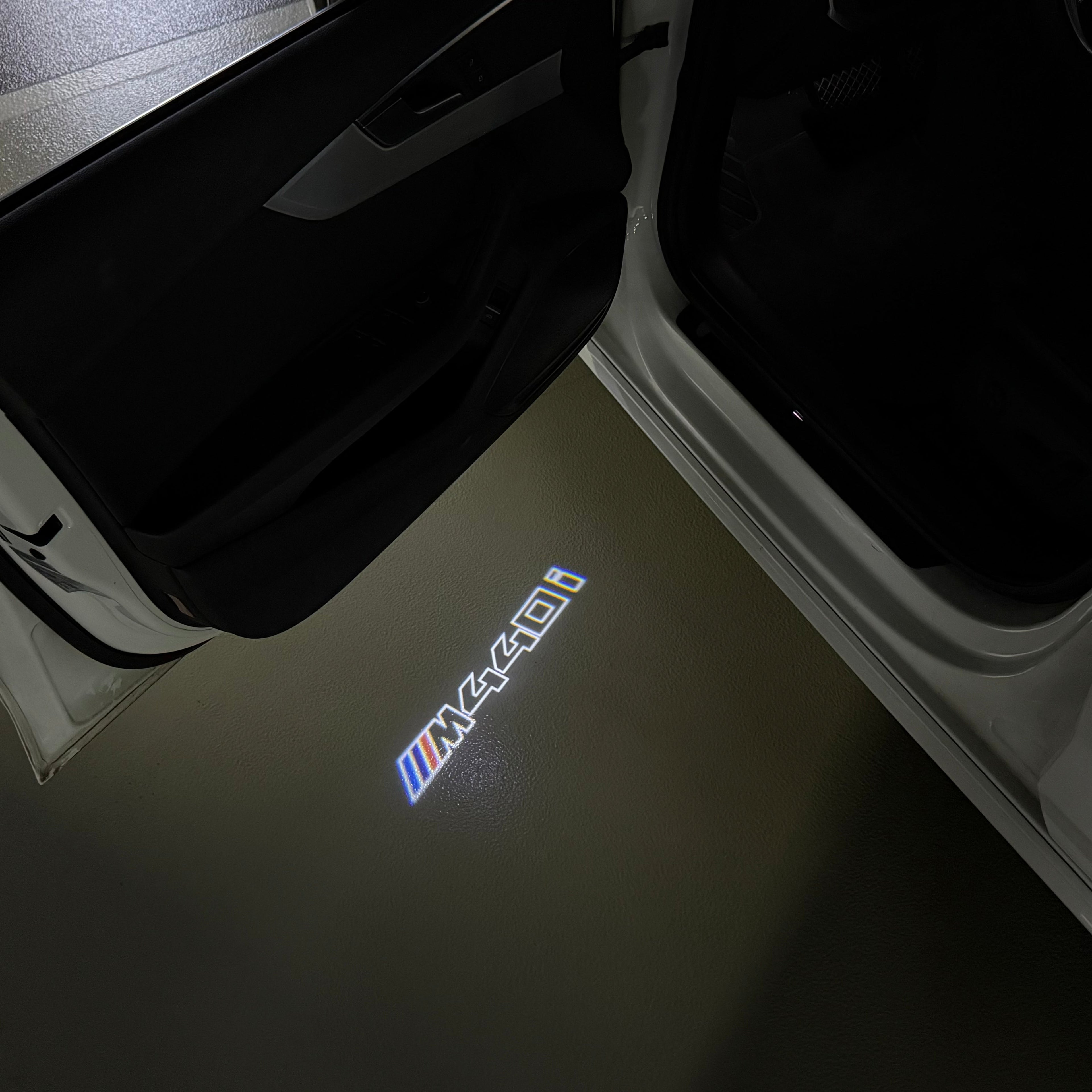 BMW 4 SERIES 428 i  LOGO PROJECTOT LIGHTS (quantity 1 = 1 sets/2 door lights)Nr.bmw00180