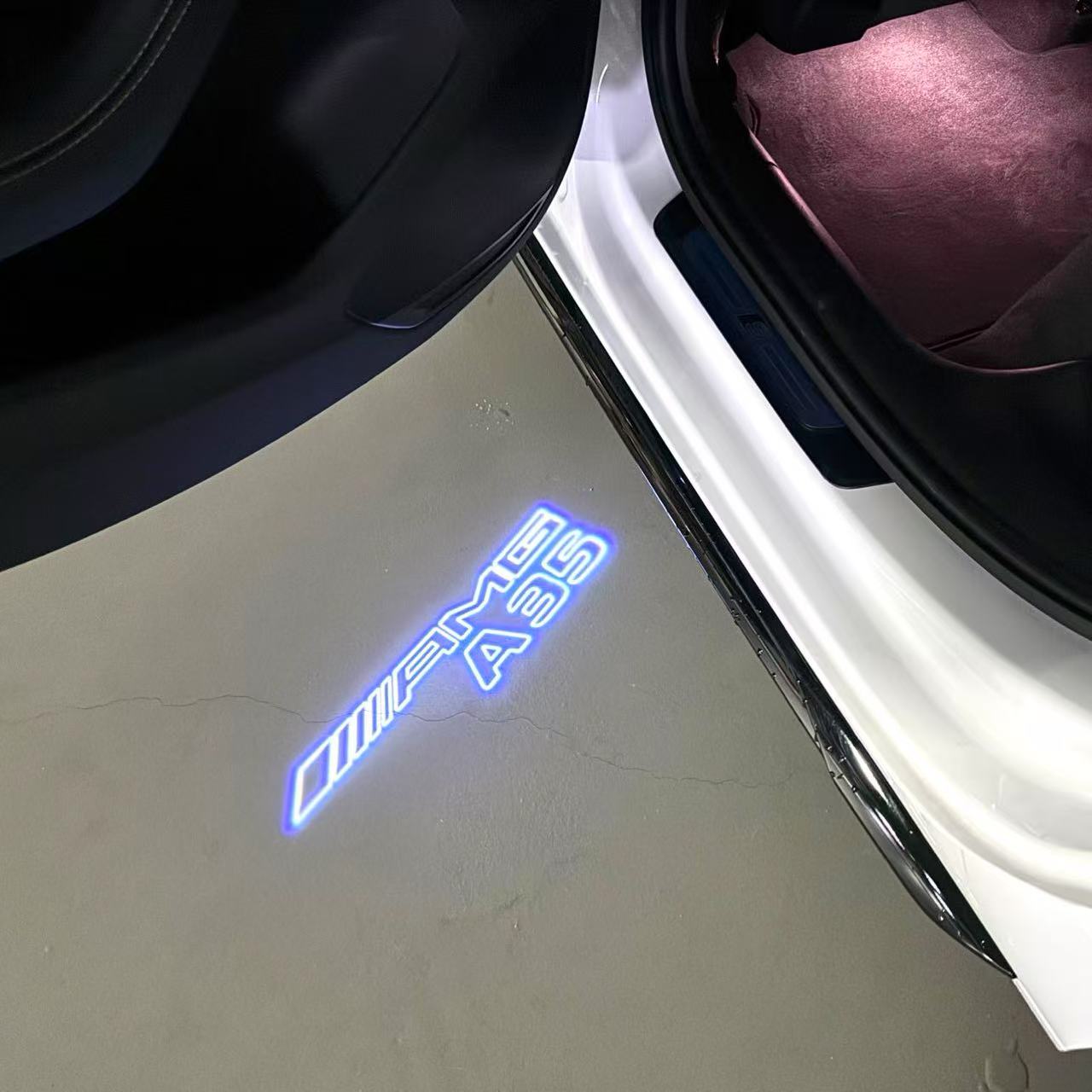 MERCEDES BENZ A35 AMG LOGO PROJECTOT LIGHTS  (quantity 1 = 1 set /2 door lights with 2 logo films)Nr.02M253