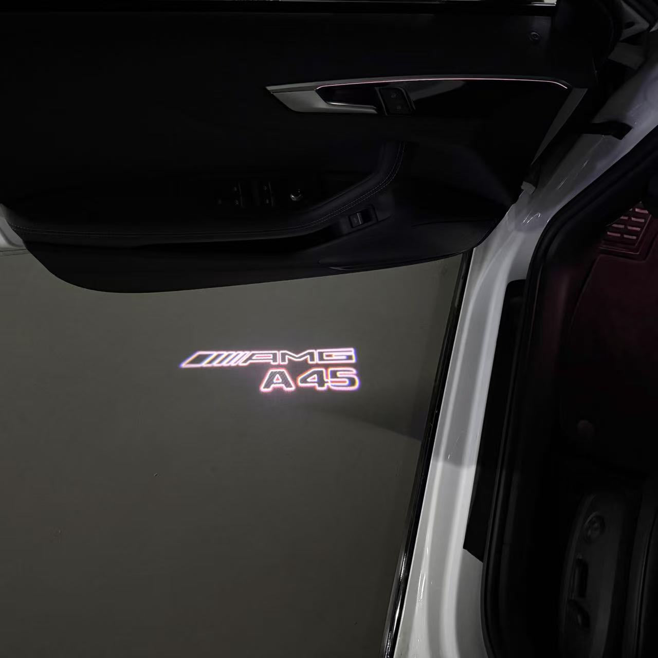 MERCEDES BENZ A45 AMG LOGO PROJECTOT LIGHTS  (quantity 1 = 1 set /2 door lights with 2 logo films)Nr.02M262