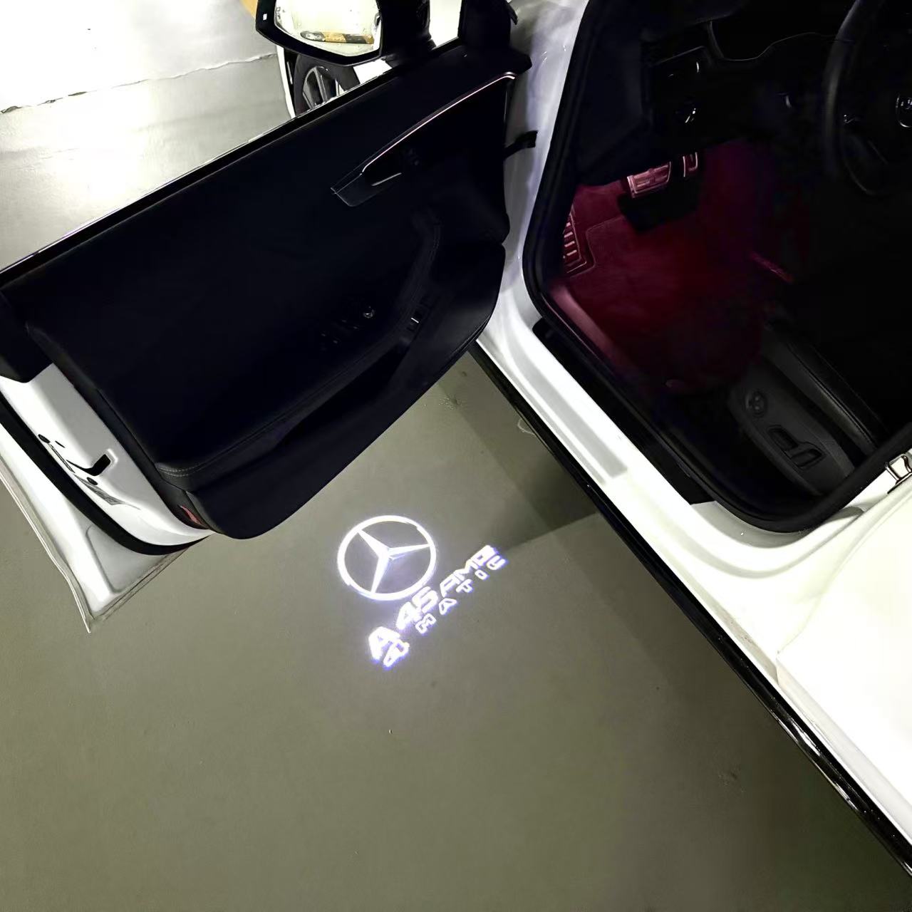 MERCEDES BENZ A45 AMG LOGO PROJECTOT LIGHTS  (quantity 1 = 1 set /2 door lights with 2 logo films)Nr.02M259
