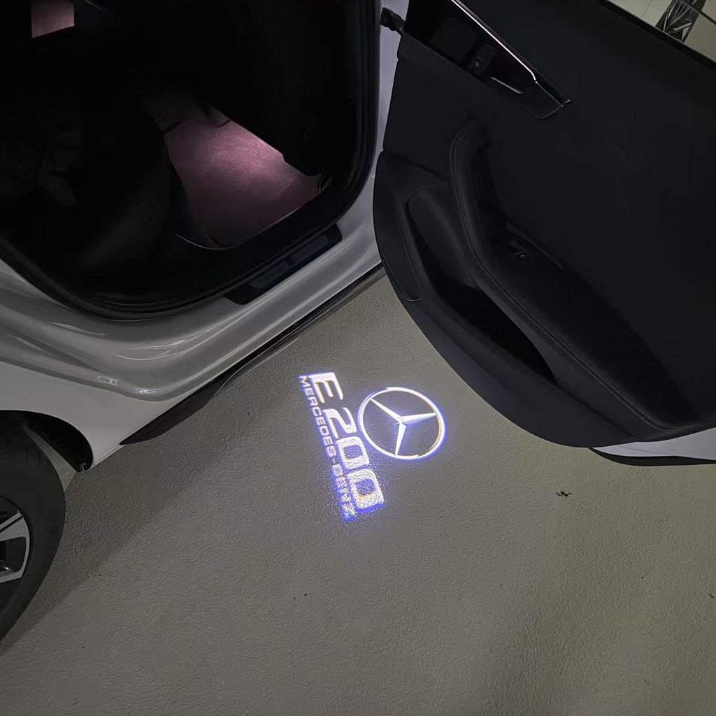 MERCEDES BENZ E200 LOGO PROJECTOT LIGHTS  (quantity 1 = 1 set /2 door lights with 2 logo films)Nr.02M67