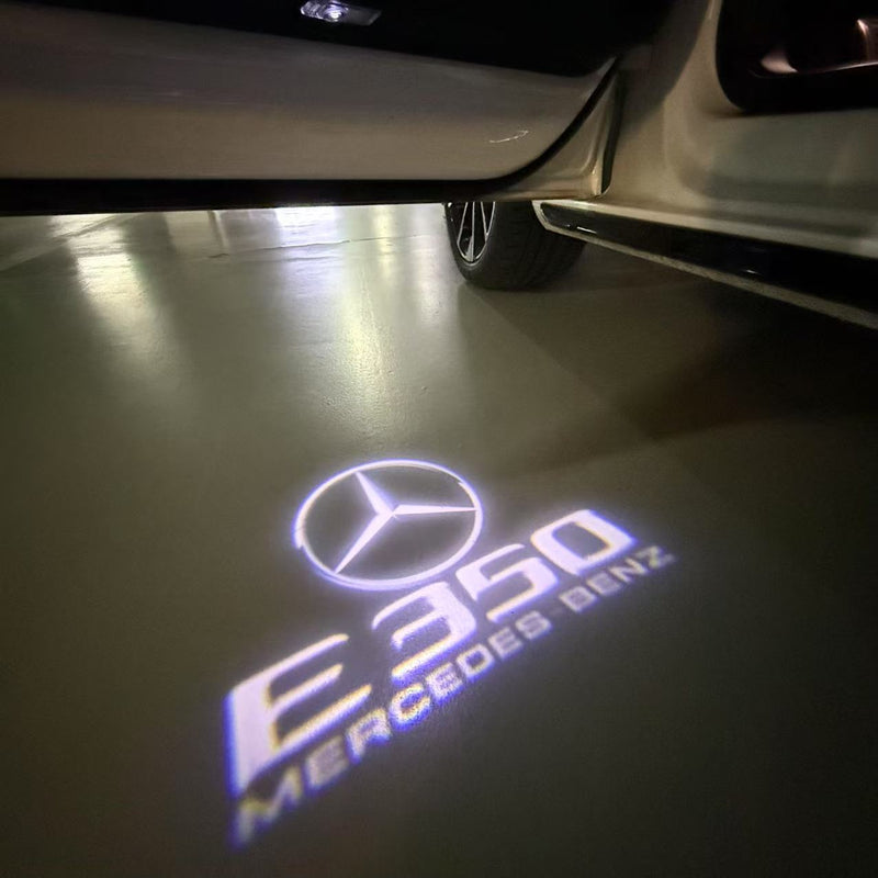 MERCEDES BENZ E350 LOGO PROJECTOT LIGHTS  (quantity 1 = 1 set /2 door lights with 2 logo films)Nr.02M69