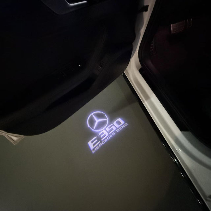 MERCEDES BENZ E350 LOGO PROJECTOT LIGHTS  (quantity 1 = 1 set /2 door lights with 2 logo films)Nr.02M69