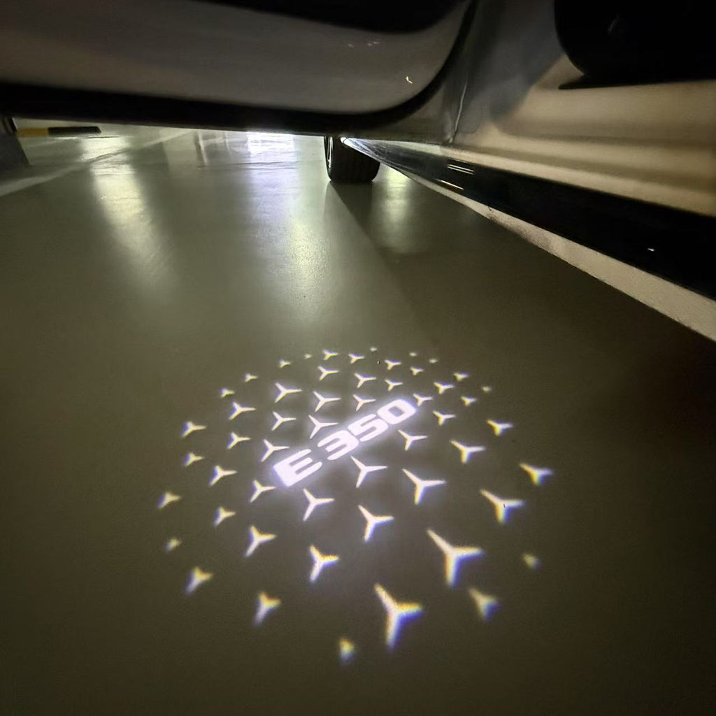 MERCEDES BENZ E350 LOGO PROJECTOT LIGHTS  (quantity 1 = 1 set /2 door lights with 2 logo films)Nr.02M79