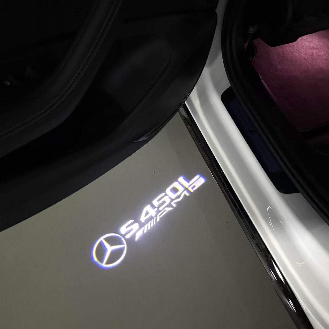 MERCEDES BENZ S450L LOGO PROJECTOT LIGHTS  (quantity 1 = 1 set /2 door lights with 2 logo films)Nr.02M23