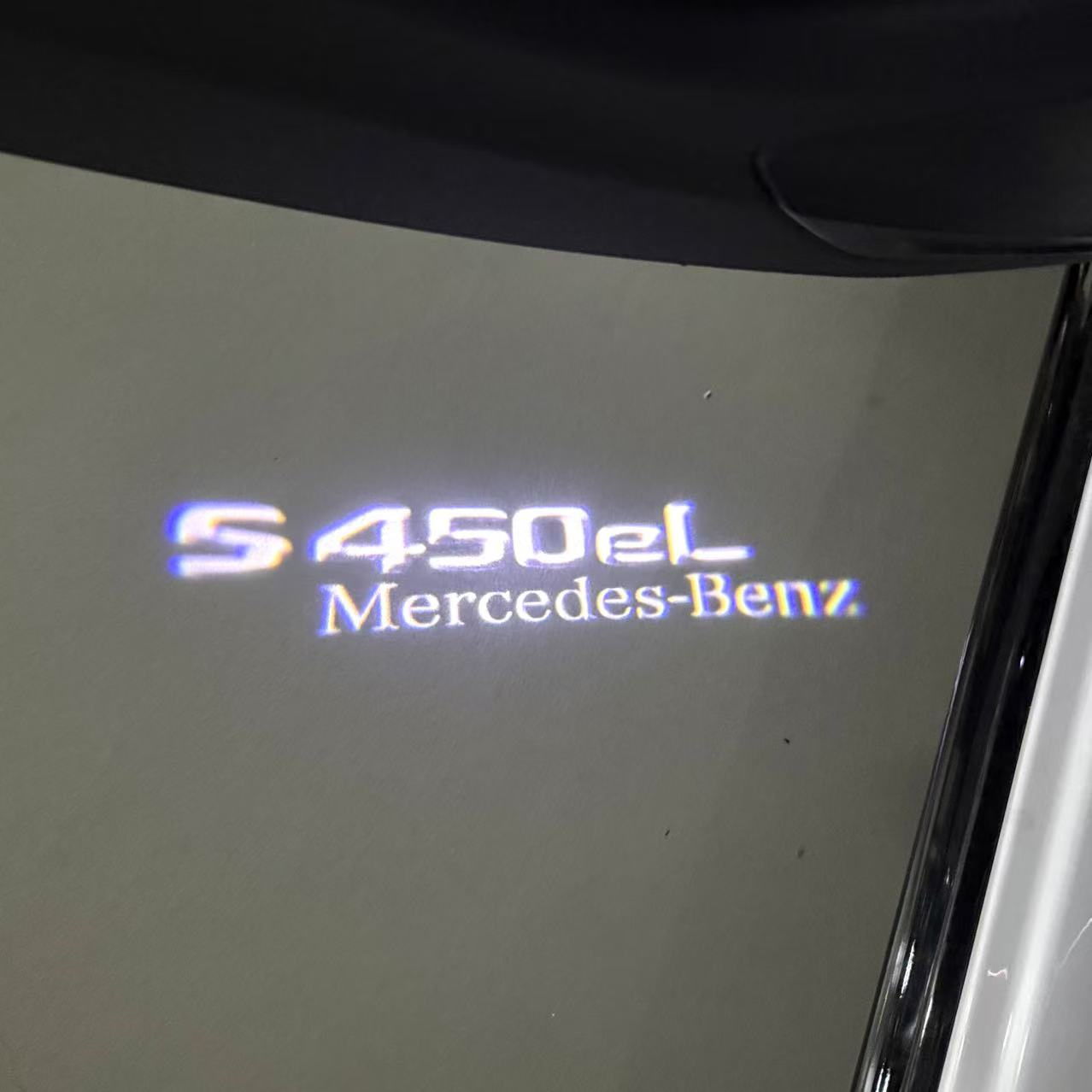 MERCEDES BENZ S400 LOGO PROJECTOT LIGHTS  (quantity 1 = 1 set /2 door lights with 2 logo films)Nr.02M25