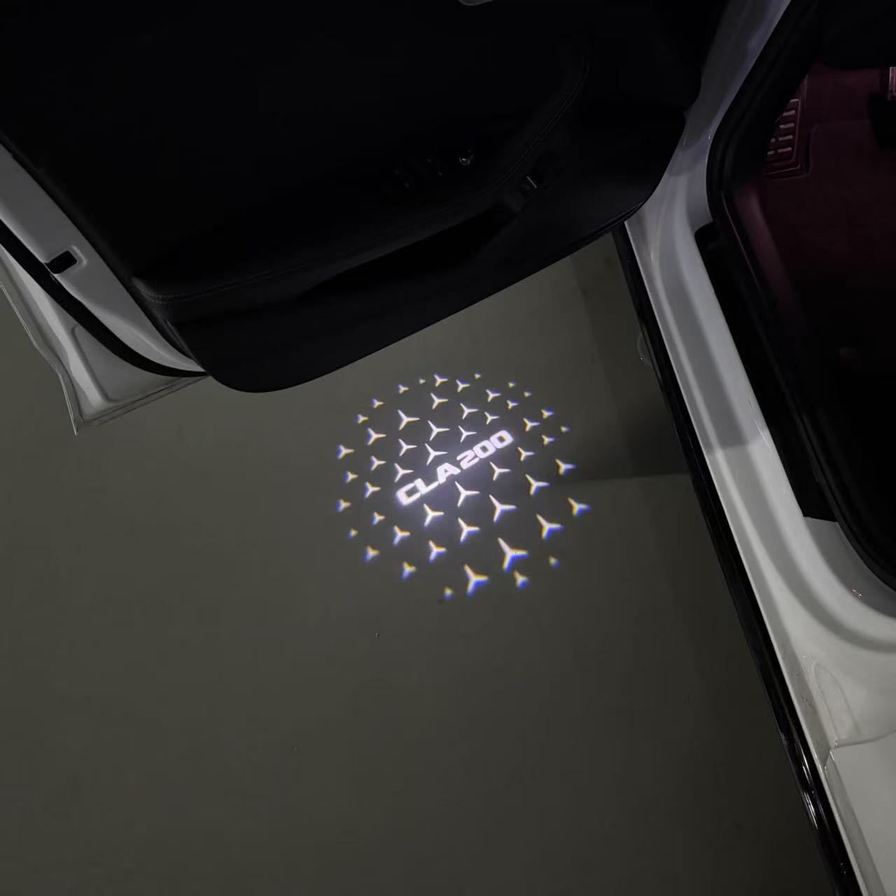 MERCEDES BENZ CLA 200 LOGO PROJECTOT LIGHTS  (quantity 1 = 1 set /2 door lights with 2 logo films)Nr.02M222