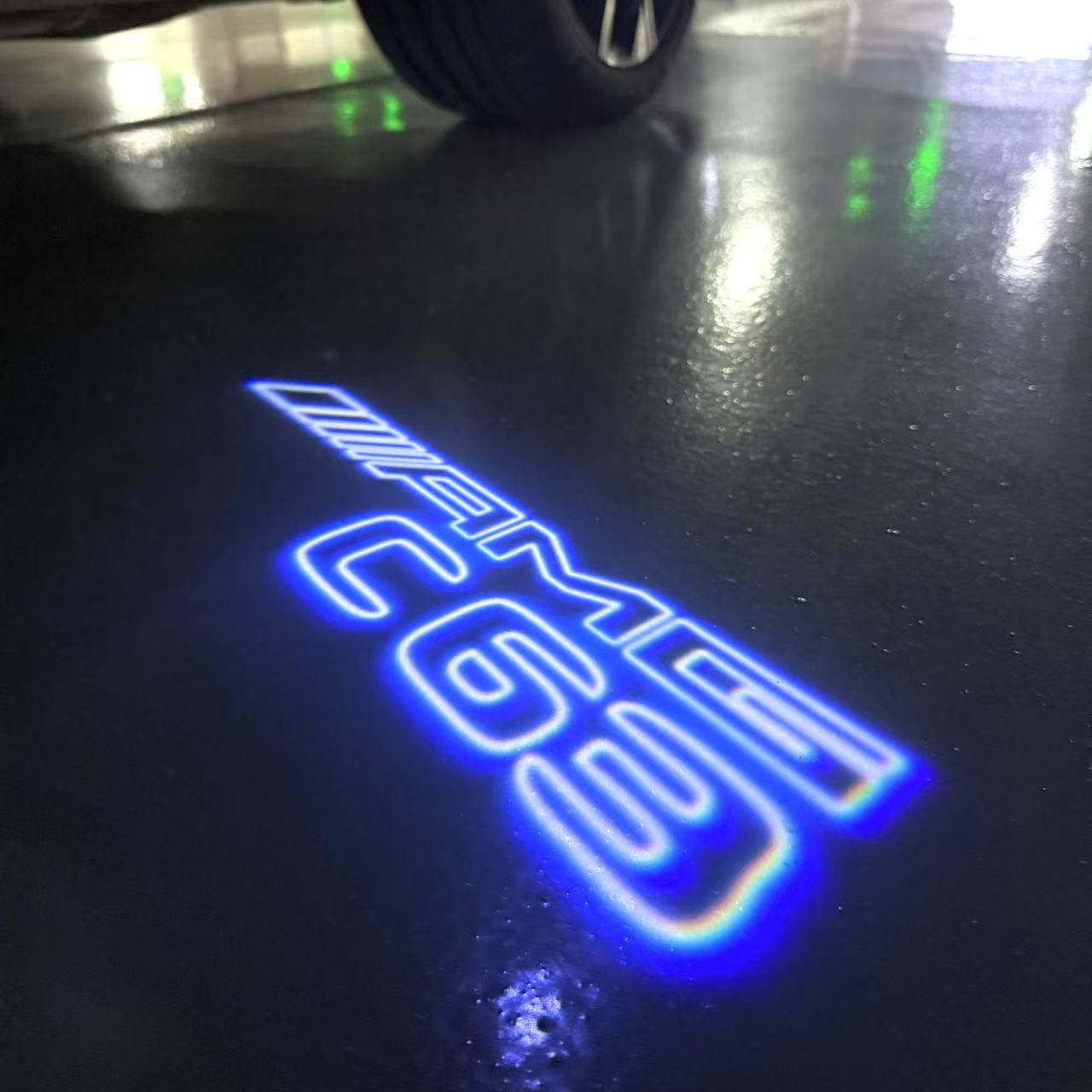 MERCEDES BENZ C63 AMG LOGO PROJECTOT LIGHTS  (quantity 1 = 1 set /2 door lights with 2 logo films)Nr.02M293