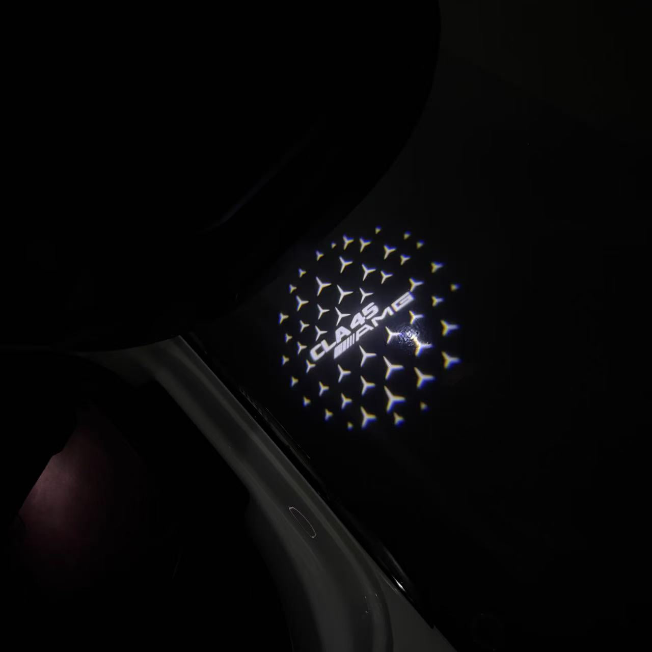 MERCEDES BENZ CLA45 AMG LOGO PROJECTOT LIGHTS  (quantity 1 = 1 set /2 door lights with 2 logo films)Nr.02M268