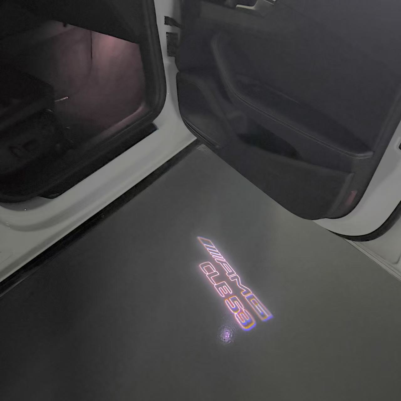 MERCEDES BENZ CLE53 AMG LOGO PROJECTOT LIGHTS  (quantity 1 = 1 set /2 door lights with 2 logo films)Nr.02M328