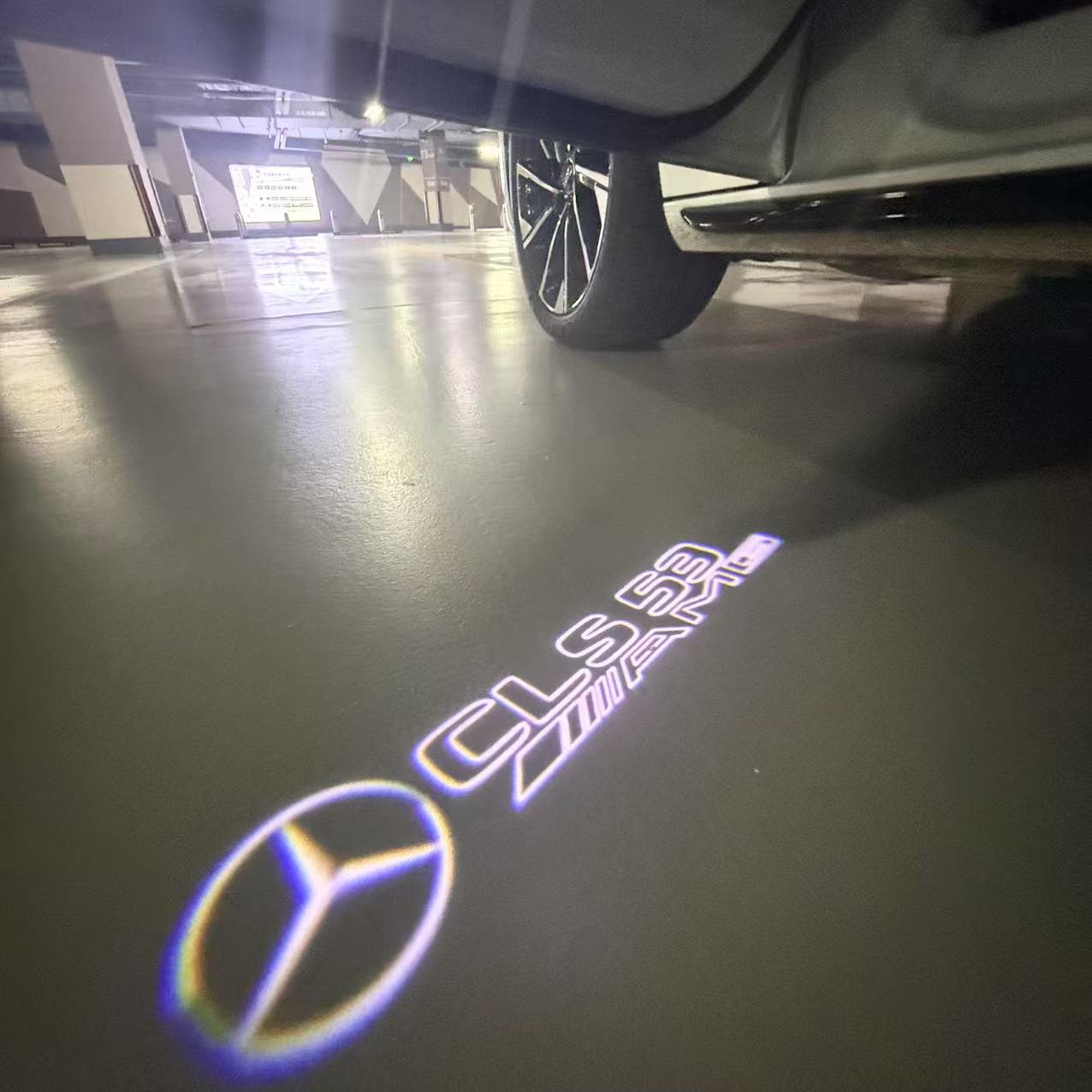 MERCEDES BENZ CLS53 AMG LOGO PROJECTOT LIGHTS  (quantity 1 = 1 set /2 door lights with 2 logo films)Nr.02M277