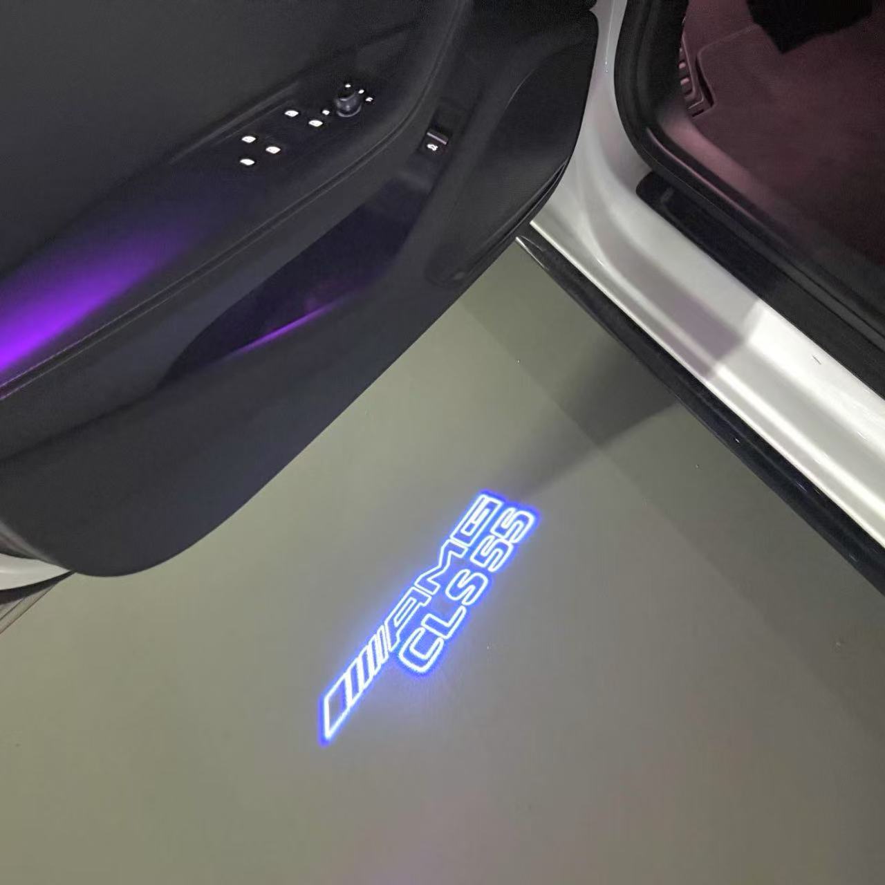 MERCEDES BENZ CLS55 AMG LOGO PROJECTOT LIGHTS  (quantity 1 = 1 set /2 door lights with 2 logo films)Nr.02M283