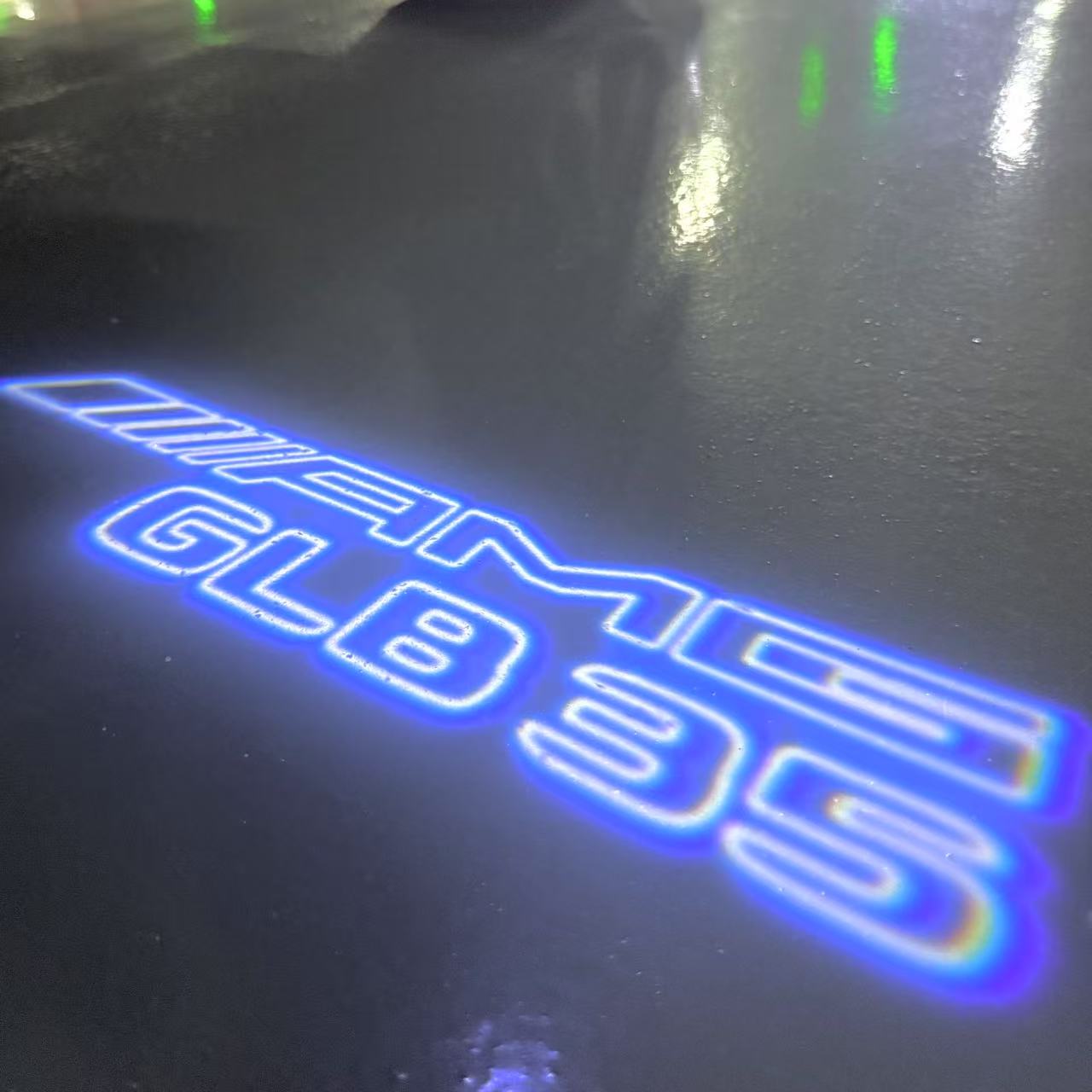 MERCEDES BENZ GLB35 AMG LOGO PROJECTOT LIGHTS  (quantity 1 = 1 set /2 door lights with 2 logo films)Nr.02M349