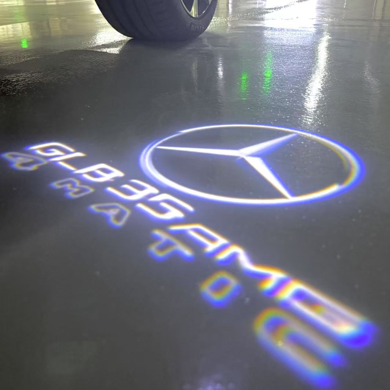 MERCEDES BENZ GLB35 AMG LOGO PROJECTOT LIGHTS  (quantity 1 = 1 set /2 door lights with 2 logo films)Nr.02M350