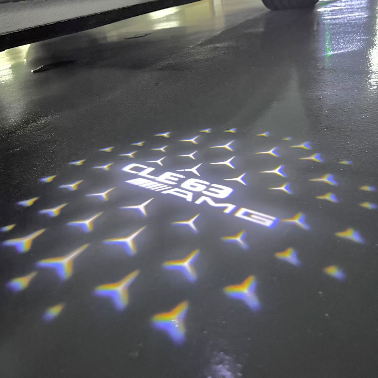 MERCEDES BENZ GLE63 AMG LOGO PROJECTOT LIGHTS  (quantity 1 = 1 set /2 door lights with 2 logo films)Nr.02M375