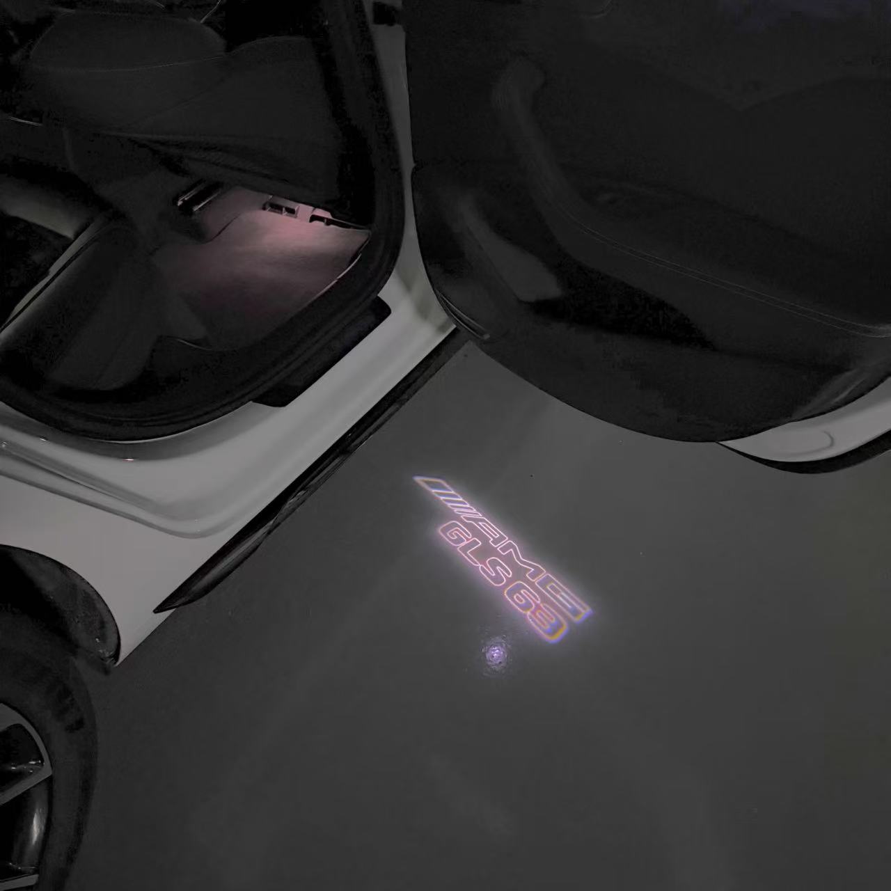 MERCEDES BENZ GLS63 AMG LOGO PROJECTOT LIGHTS  (quantity 1 = 1 set /2 door lights with 2 logo films)Nr.02M379