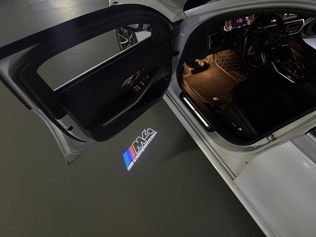 BMW 4 SERIES M4  LOGO PROJECTOT LIGHTS  (quantity 1 = 1 sets/2 door lights) Nr.602W05