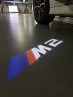 BMW 2 SERIES M2  LOGO PROJECTOT LIGHTS (quantity 1 = 1 sets/2 door lights)Nr.bmw00211