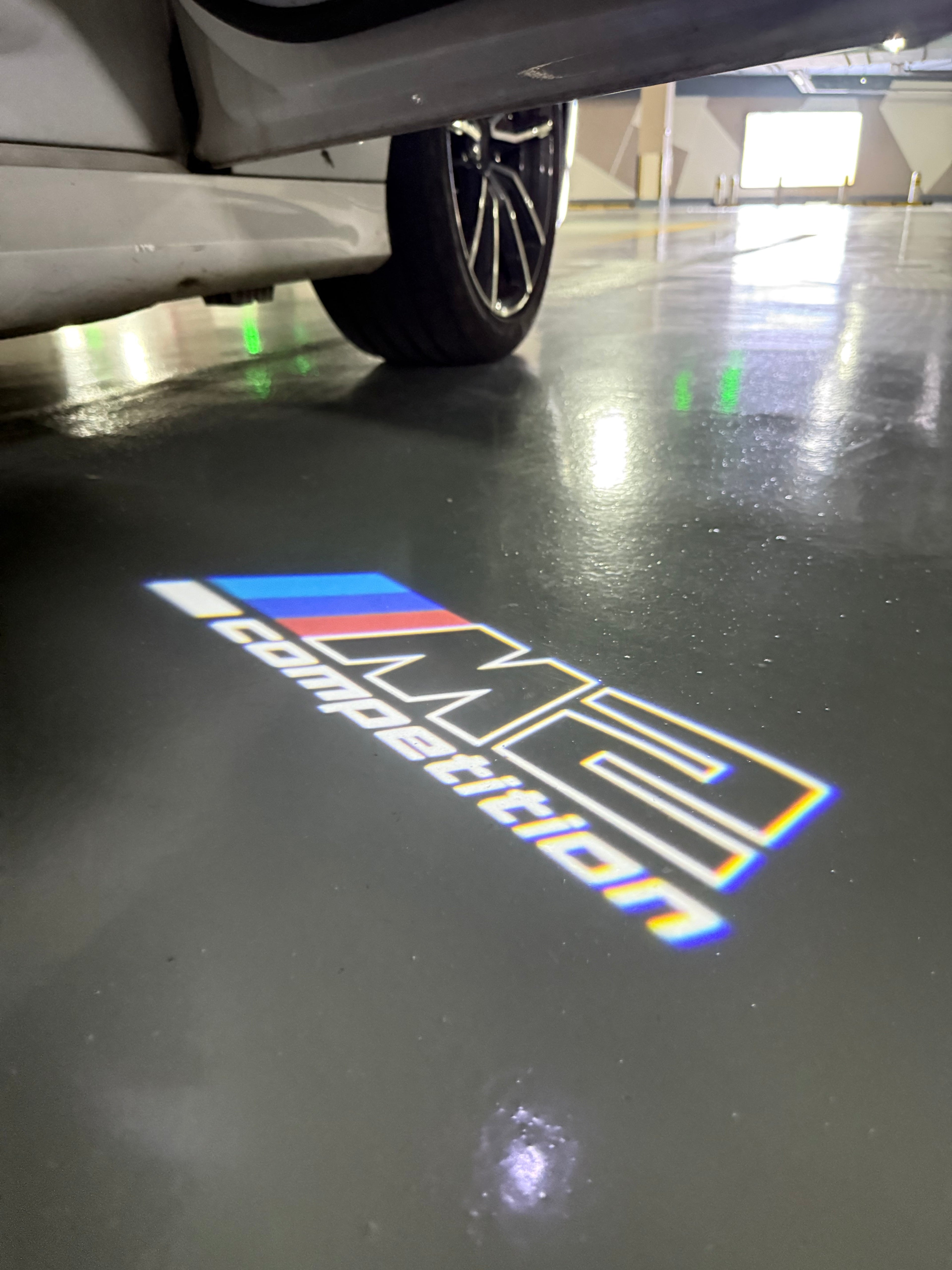 BMW 2 SERIES M2   LOGO PROJECTOT LIGHTS (quantity 1 = 1 sets/2 door lights)Nr.bmw00200