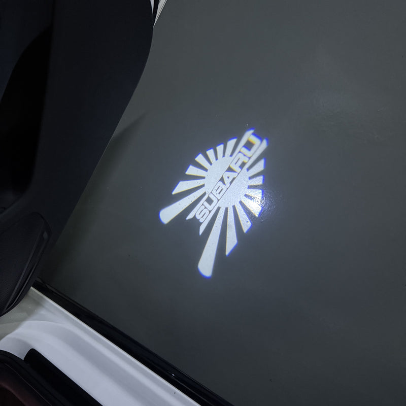 SUBARU LOGO PROJECROTR LIGHTS Nr.03 (Menge 1 = 1 Satz/2 Türleuchten) 