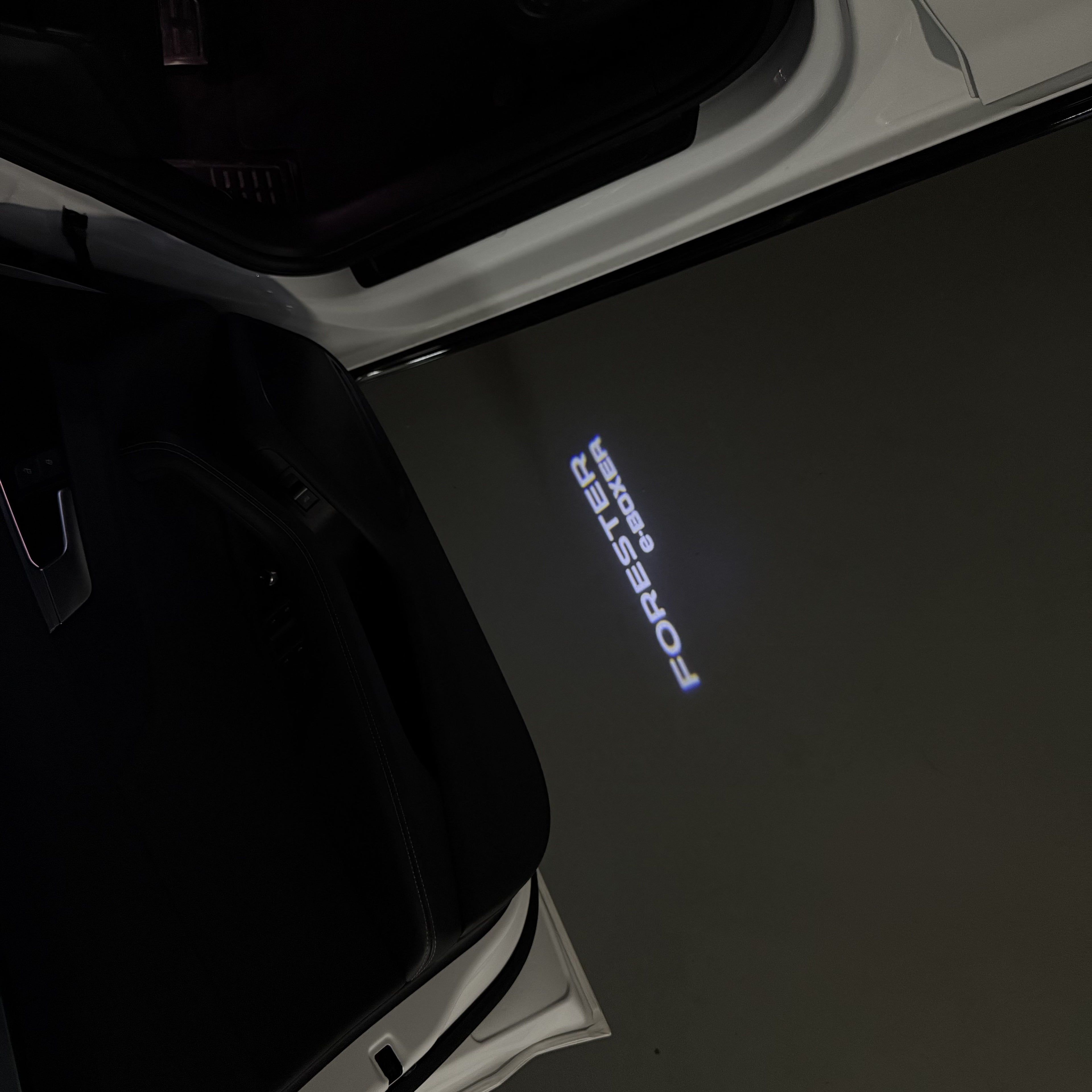 SUBARU Forester LOGO PROJECROTR LIGHTS (quantity 1 = 1 sets/2 door lights) Nr.03d08