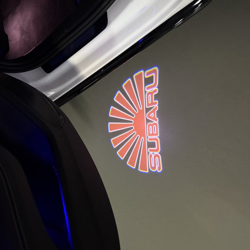 SUBARU LOGO PROJECROTR LIGHTS Nr.03 (Menge 1 = 1 Satz/2 Türleuchten) 