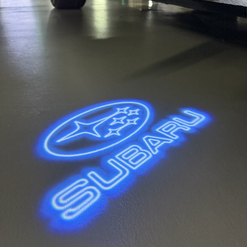 SUBARU LOGO PROJECROTR LIGHTS Nr.03 (Menge 1 = 1 Satz/2 Türleuchten) 