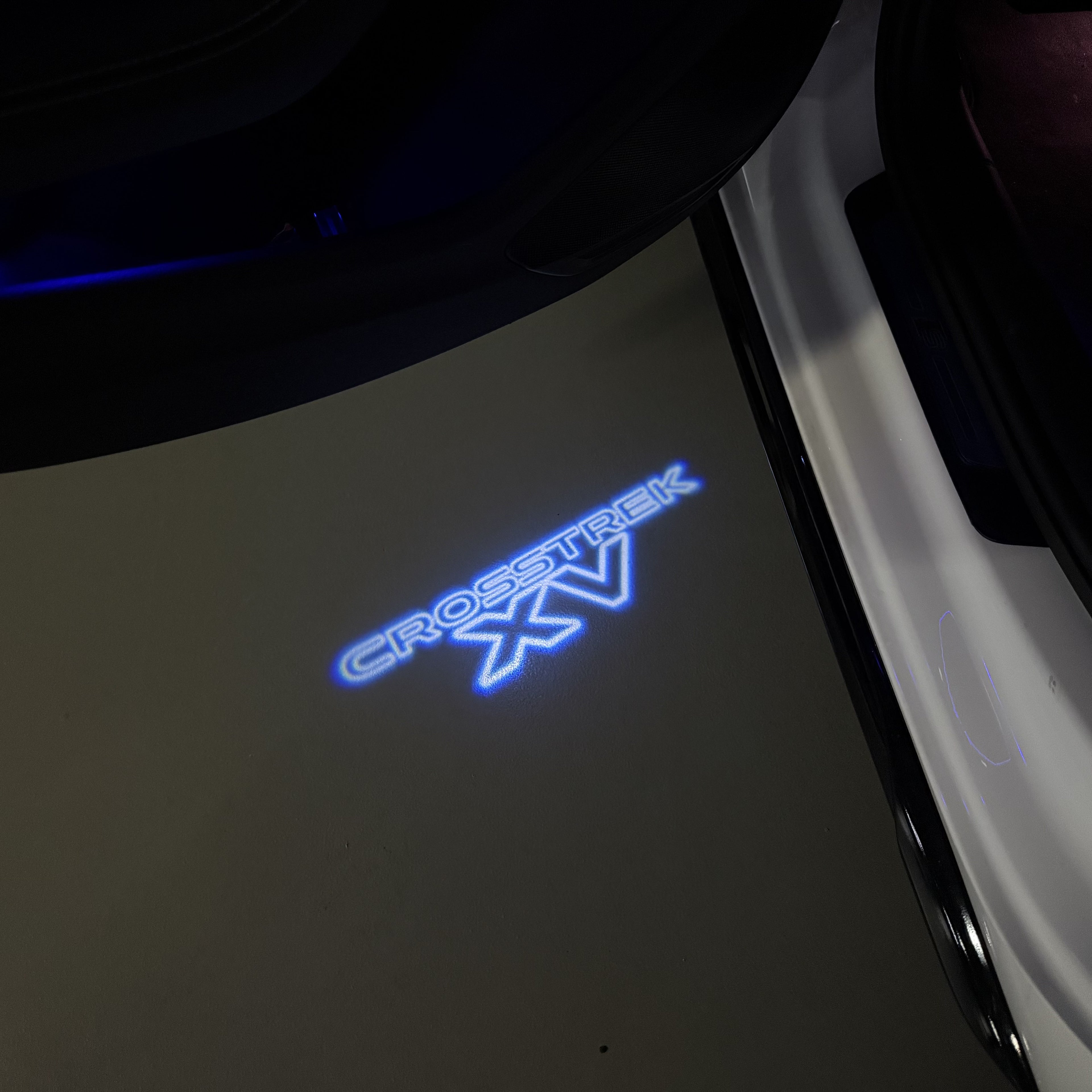 SUBARU CROSSTREK LOGO PROJECROTR LIGHTS (quantity 1 = 1 sets/2 door lights) Nr.03d042