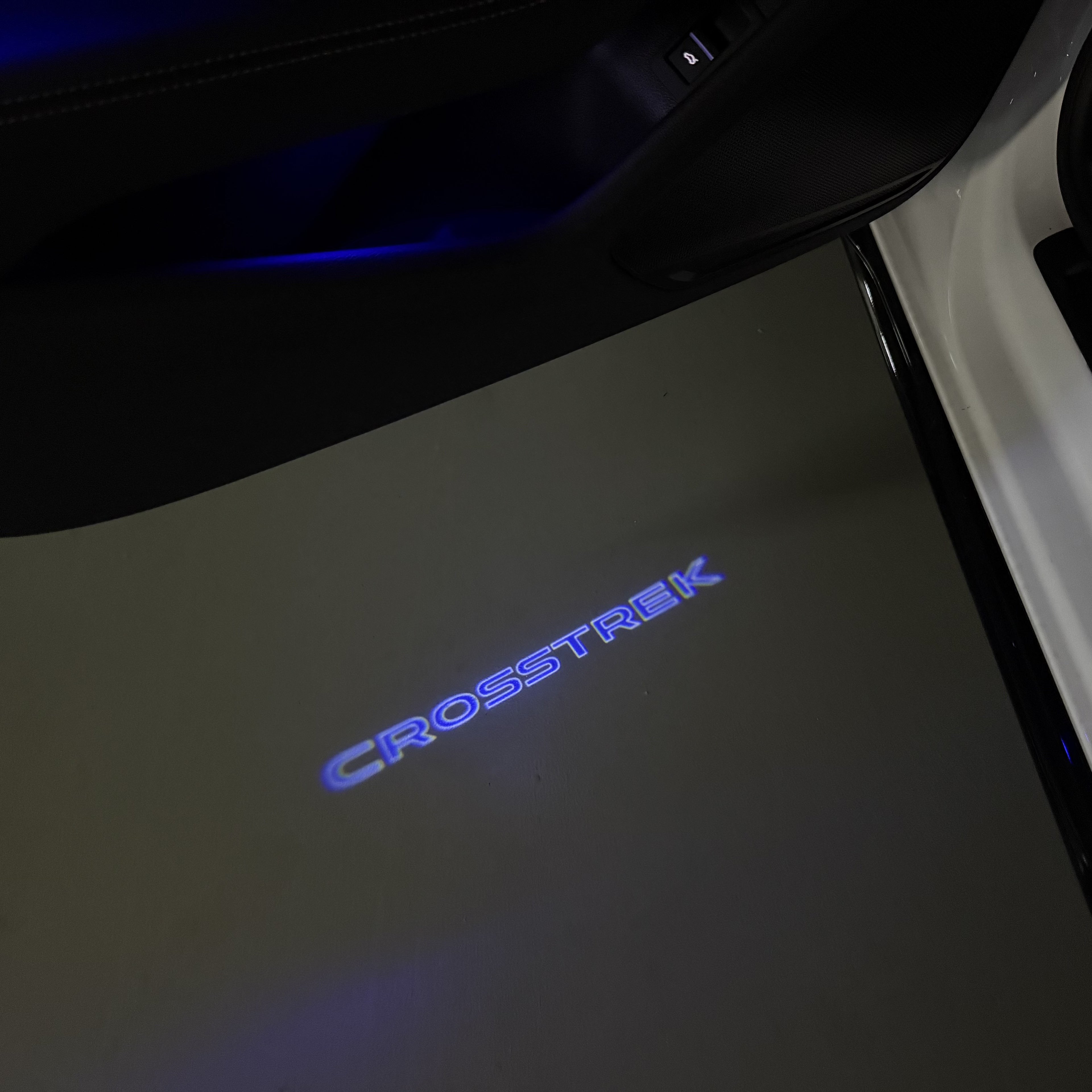 SUBARU CROSSTREK LOGO PROJECROTR LIGHTS (quantity 1 = 1 sets/2 door lights) Nr.03d041