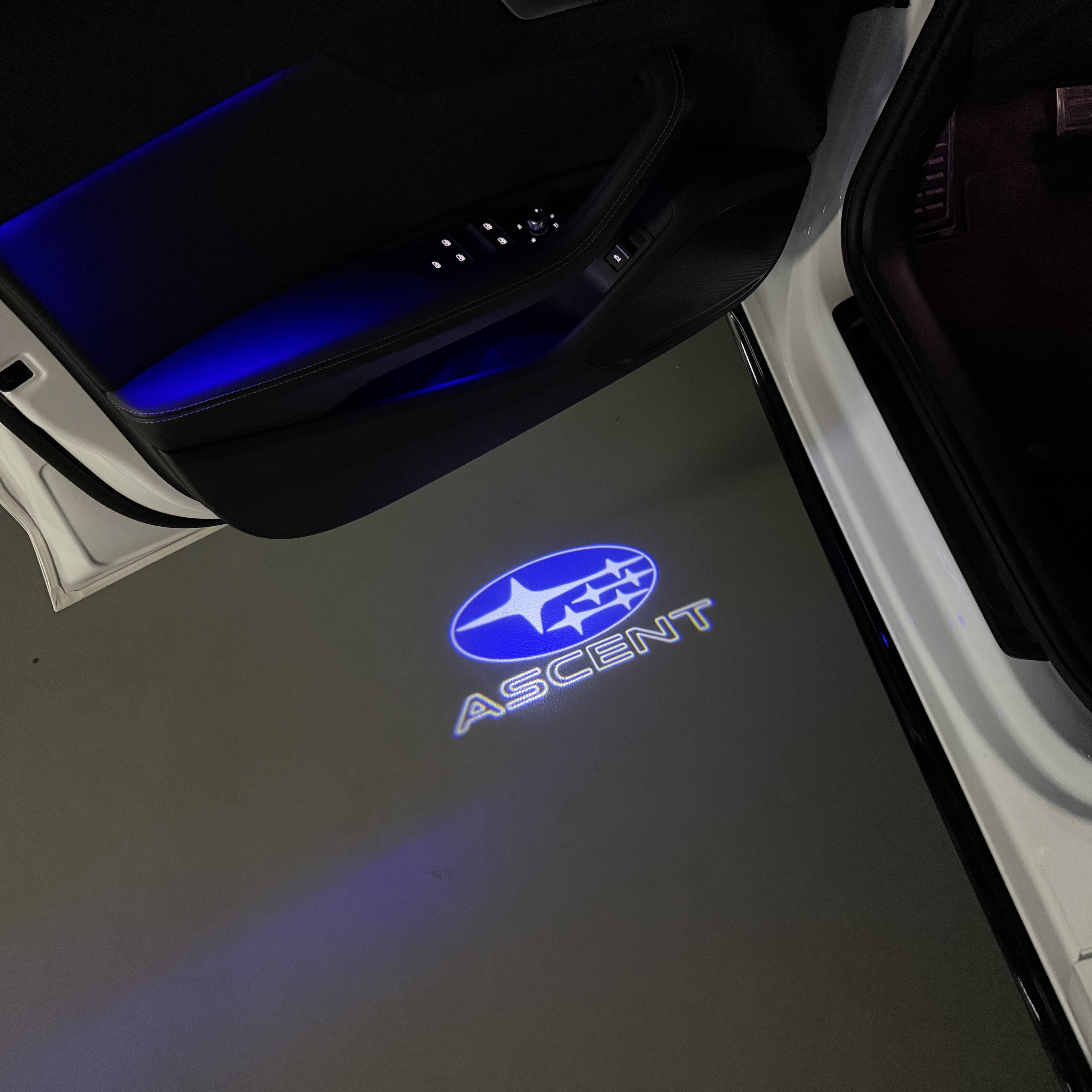 SUBARU ASCENT LOGO PROJECROTR LIGHTS (quantity 1 = 1 sets/2 door lights) Nr.03d05