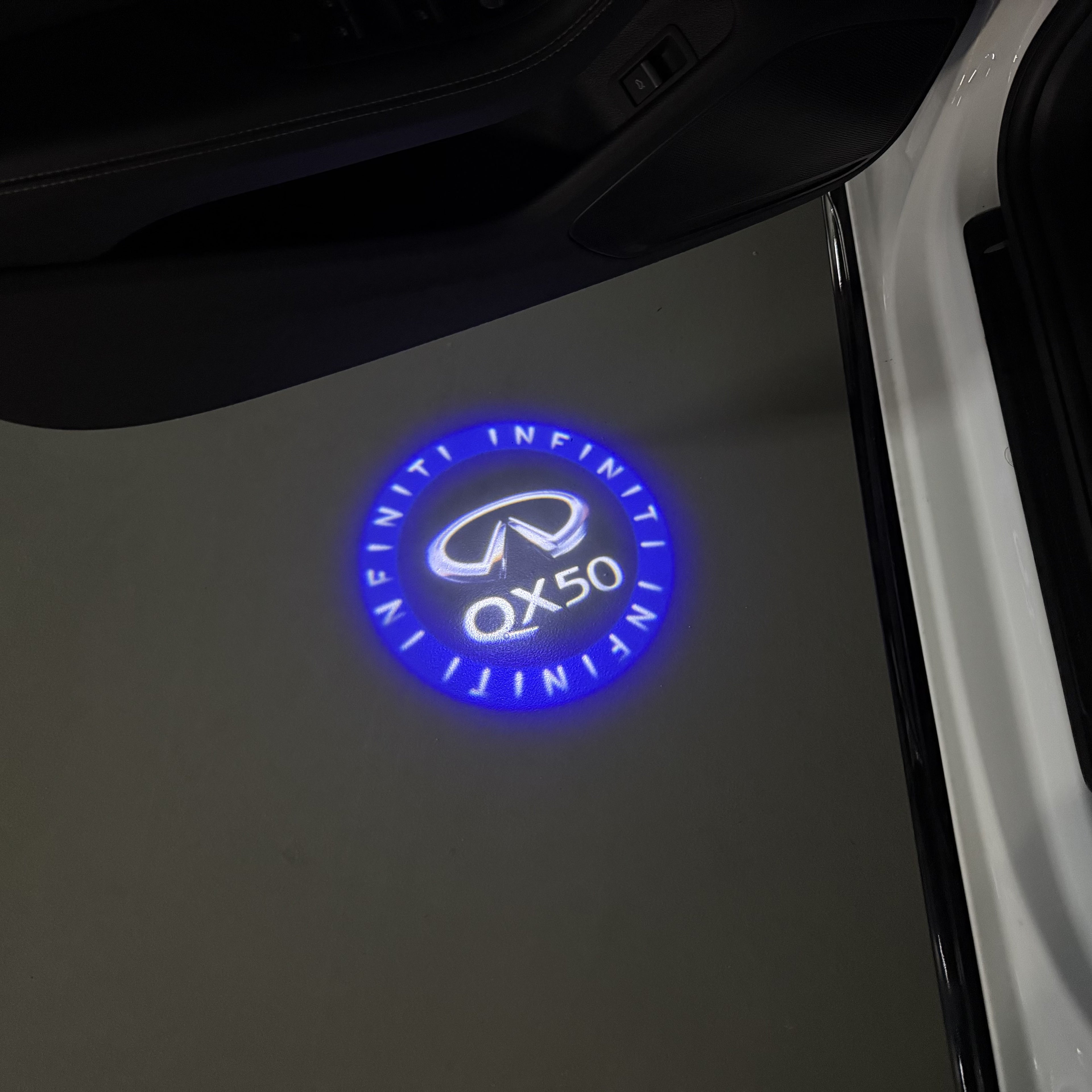 INFINITI QX 50 LOGO PROJECROTR LIGHTS (quantity 1 = 1 sets/2 door lights) Nr.47XQ40