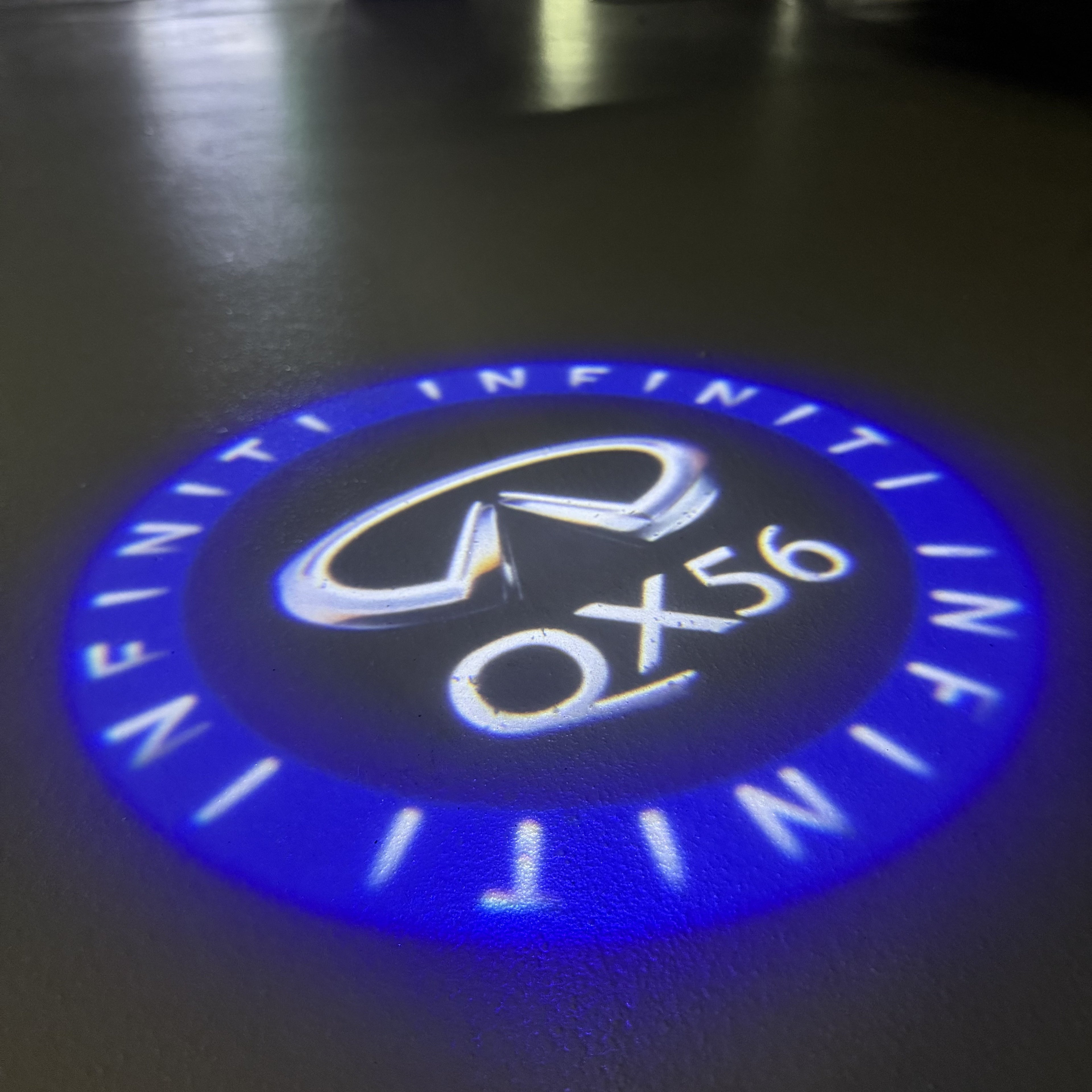 INFINITI QX 56 LOGO PROJECROTR LIGHTS (quantity 1 = 1 sets/2 door lights) Nr.47XQ35