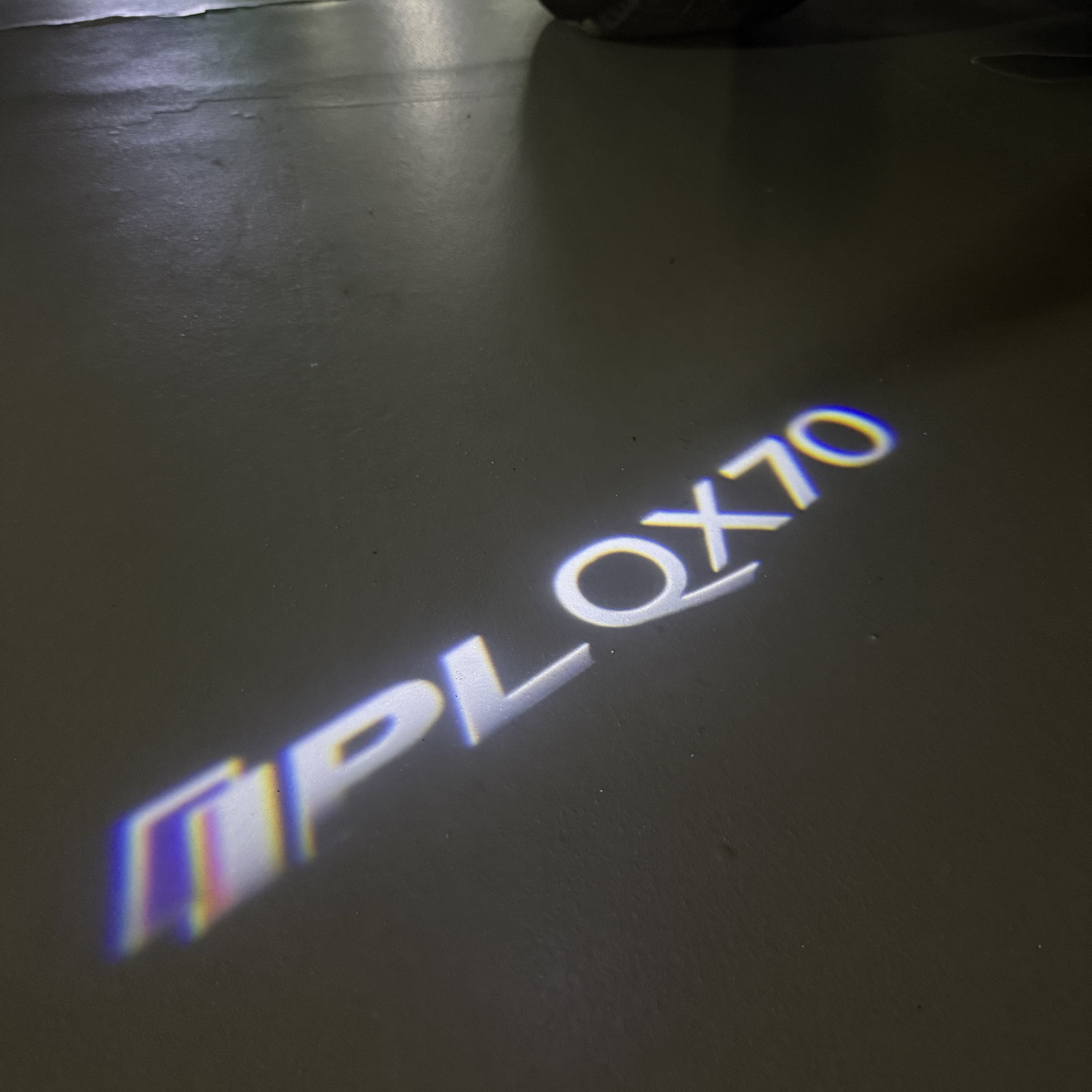 INFINITI QX 70 LOGO PROJECROTR LIGHTS (quantity 1 = 1 sets/2 door lights) Nr.47X31