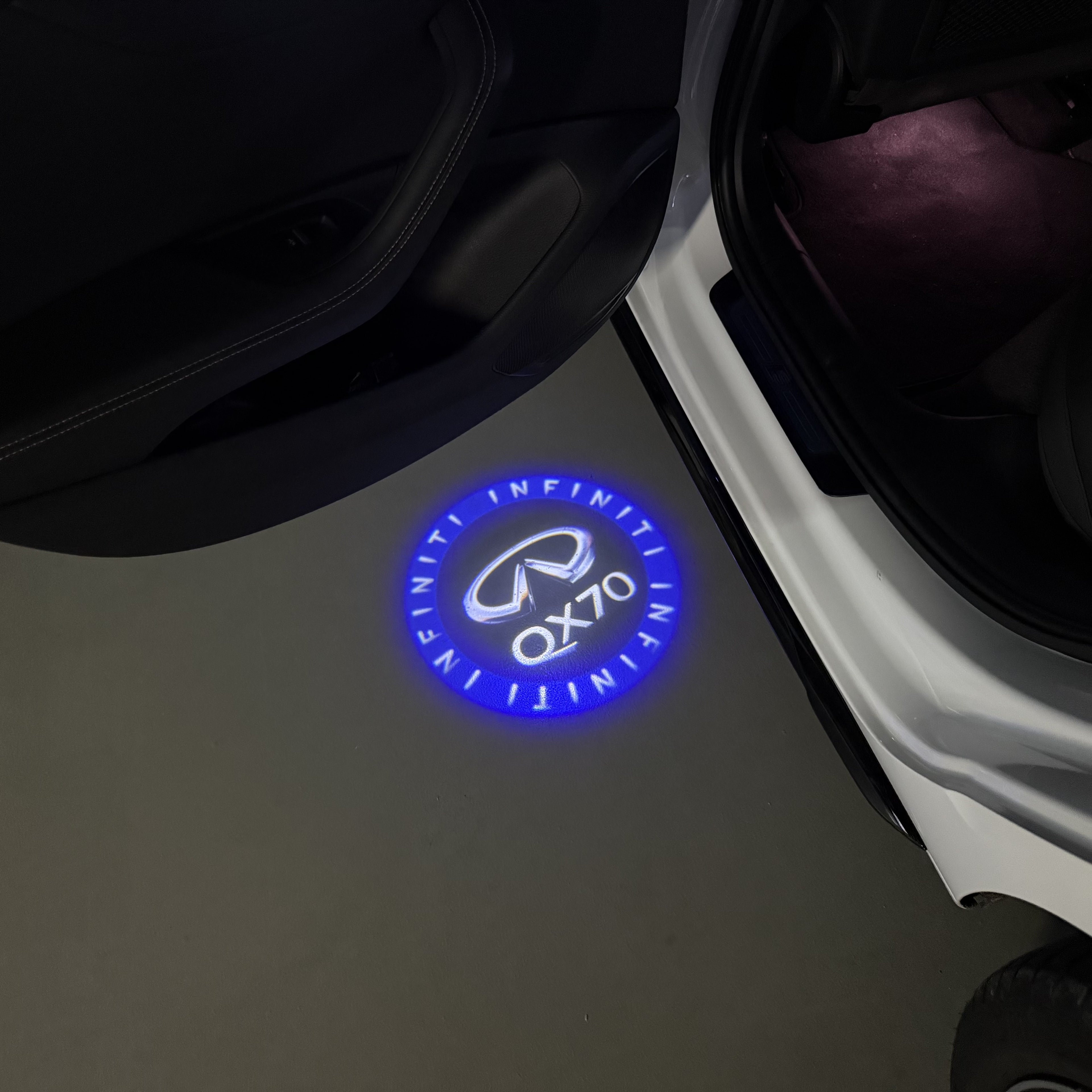 INFINITI QX 70 LOGO PROJECROTR LIGHTS (quantity 1 = 1 sets/2 door lights) Nr.47d03