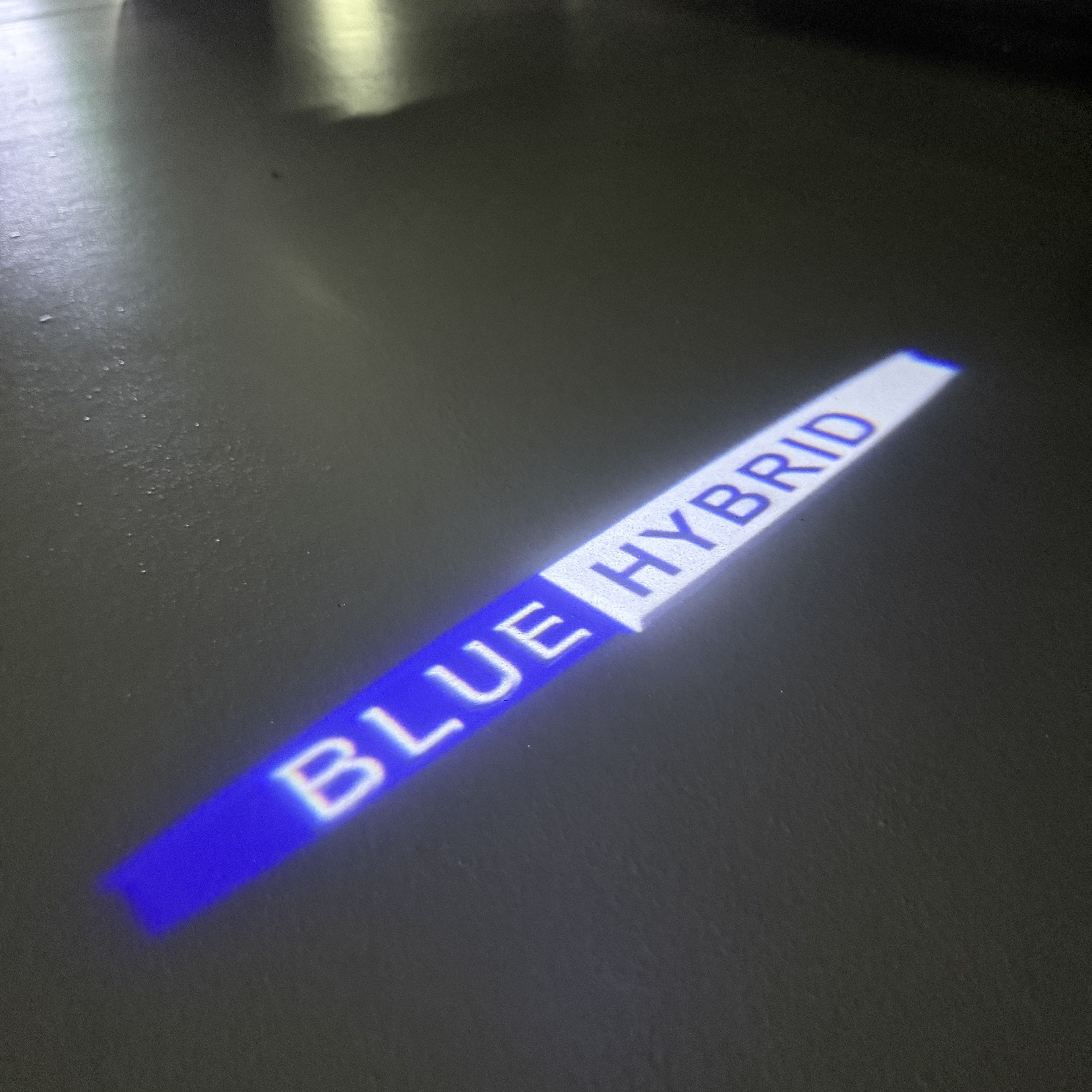 MERCEDES BENZ HYBRID LOGO PROJECTOT LIGHTS  (quantity 1 = 1 set /2 door lights with 2 logo films)Nr.02M249