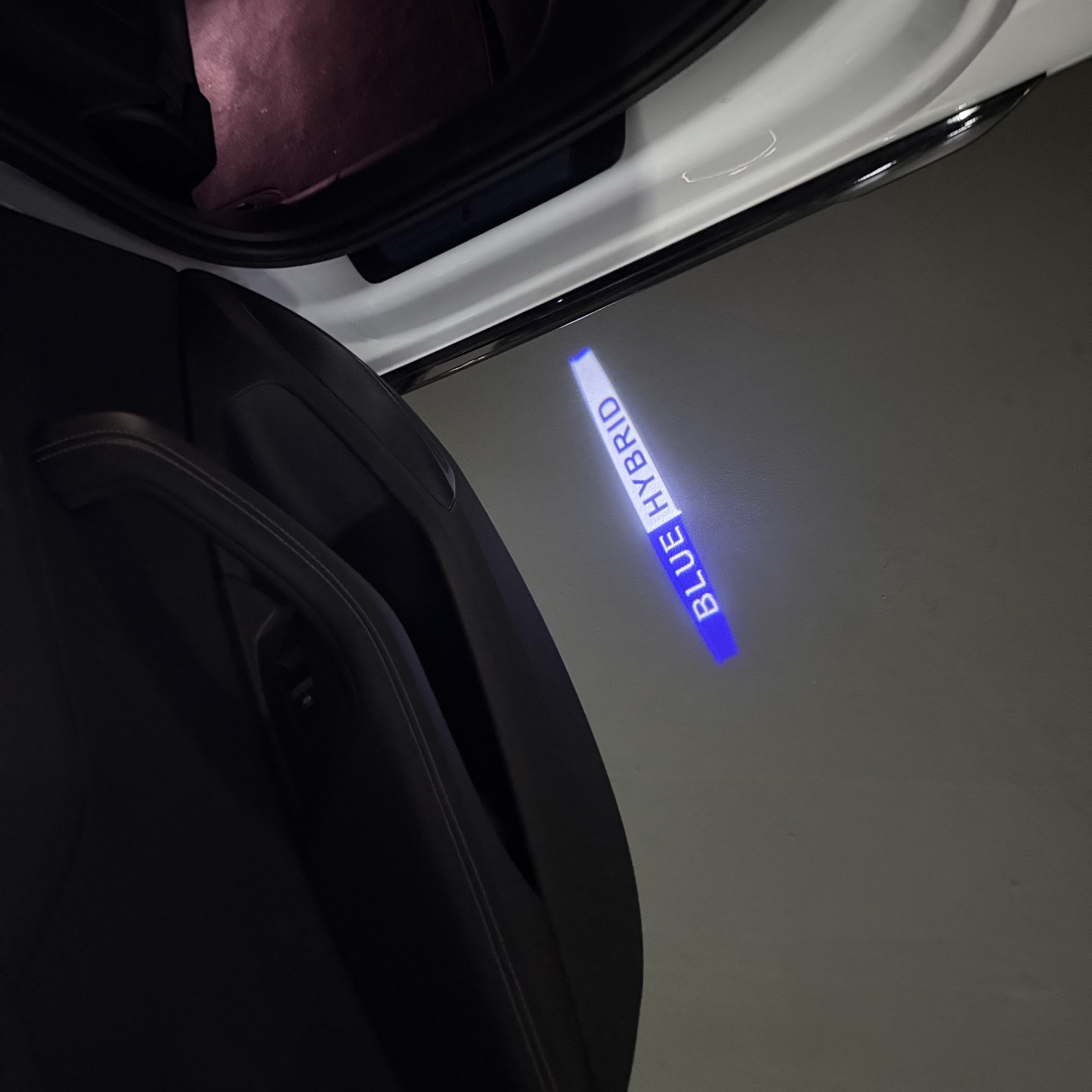 MERCEDES BENZ HYBRID LOGO PROJECTOT LIGHTS  (quantity 1 = 1 set /2 door lights with 2 logo films)Nr.02M249