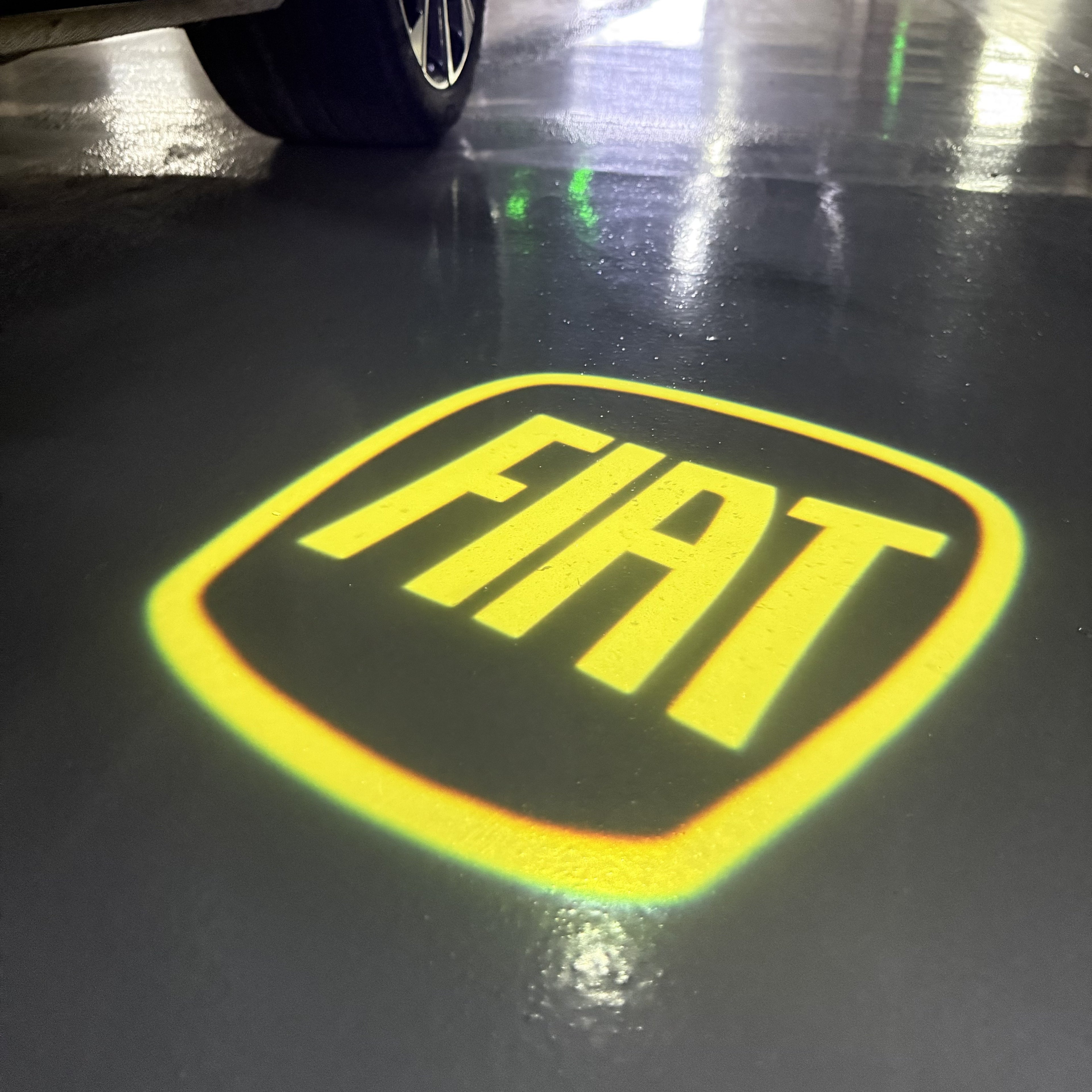 FIAT ORIGINAL LOGO PROJECTOT LIGHTS  (quantity  1 =  2 Logo Film /  2 door lights)Nr.48ER19