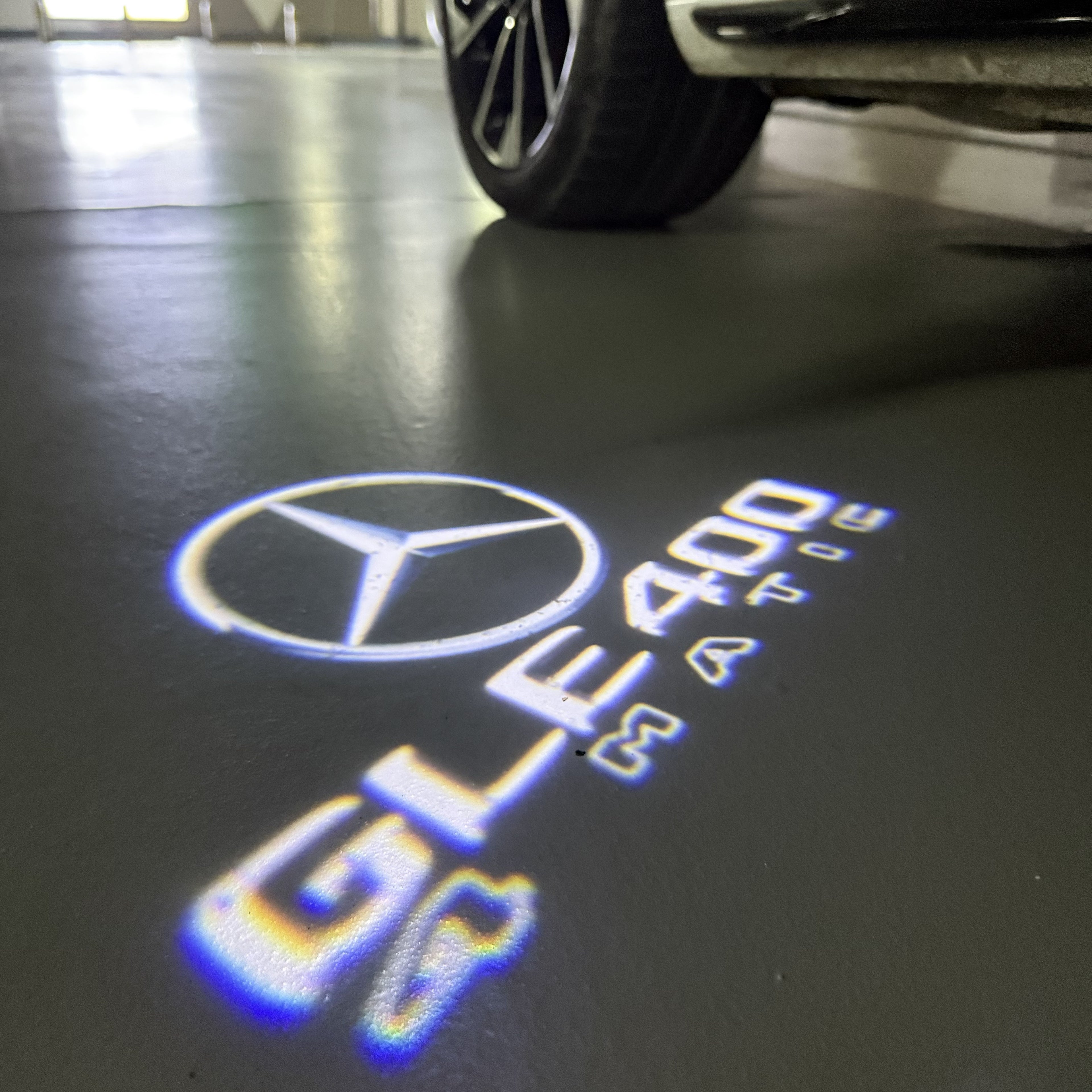 MERCEDES BENZ GLE 400 LOGO PROJECTOT LIGHTS  (quantity 1 = 1 set /2 door lights with 2 logo films)Nr.02M461